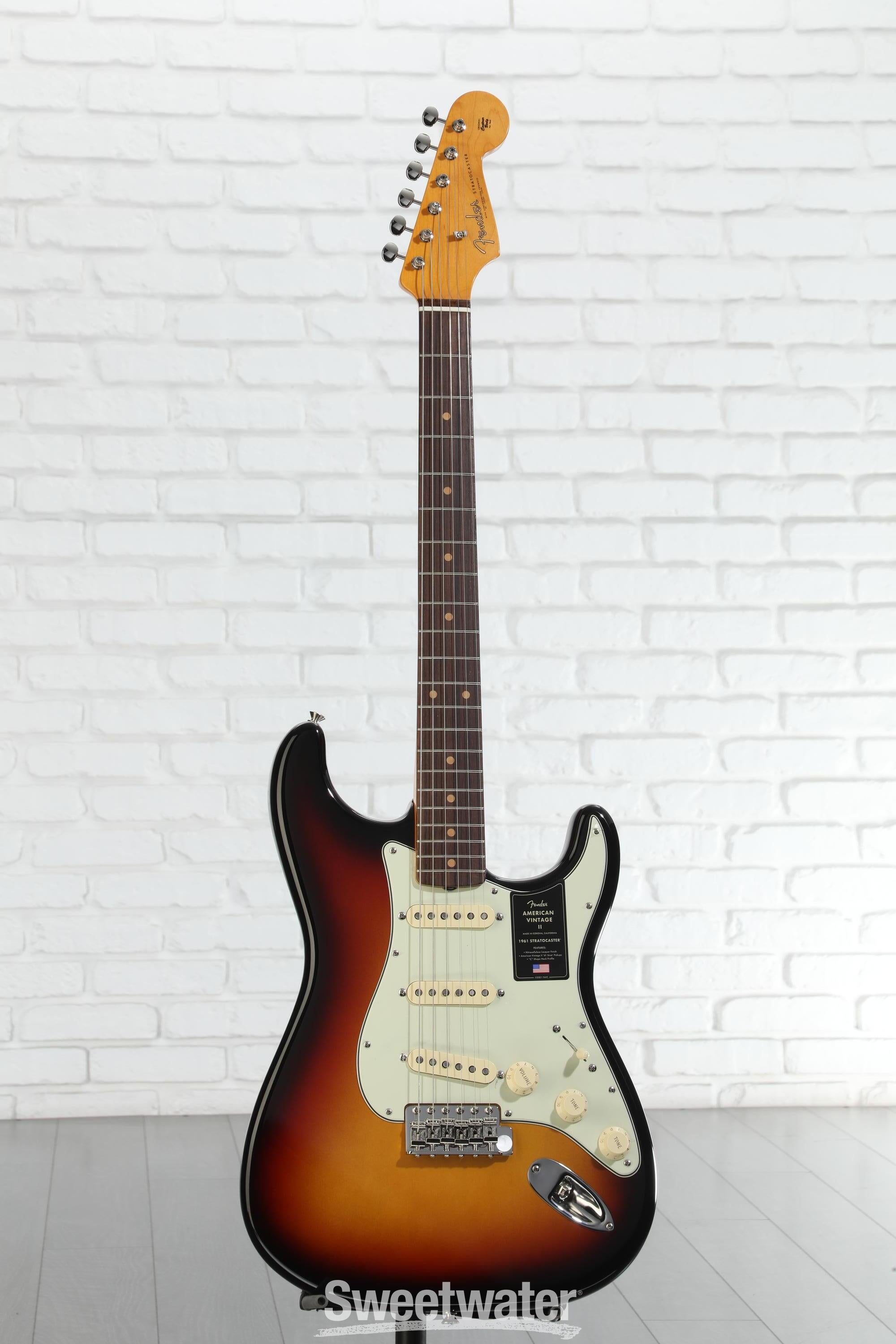 ギター Fender USA American Vintage Stratocaster Fender American Vintage II 1961 Stratocaster Electric Guitar