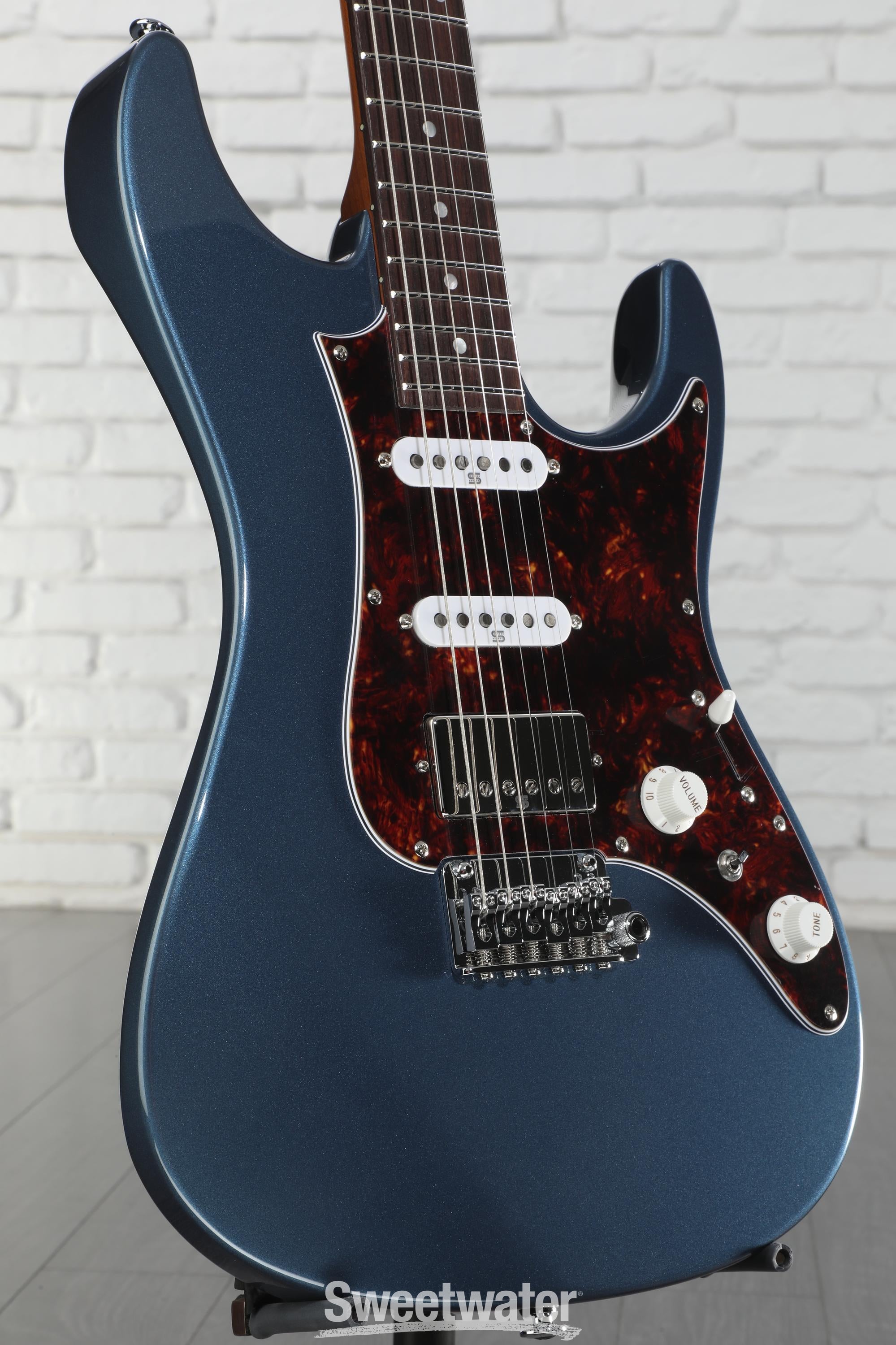 Ibanez AZ2204N AWD ストラト　stratocaster Ibanez Prestige AZ2204N Electric Guitar - Prussian Blue
