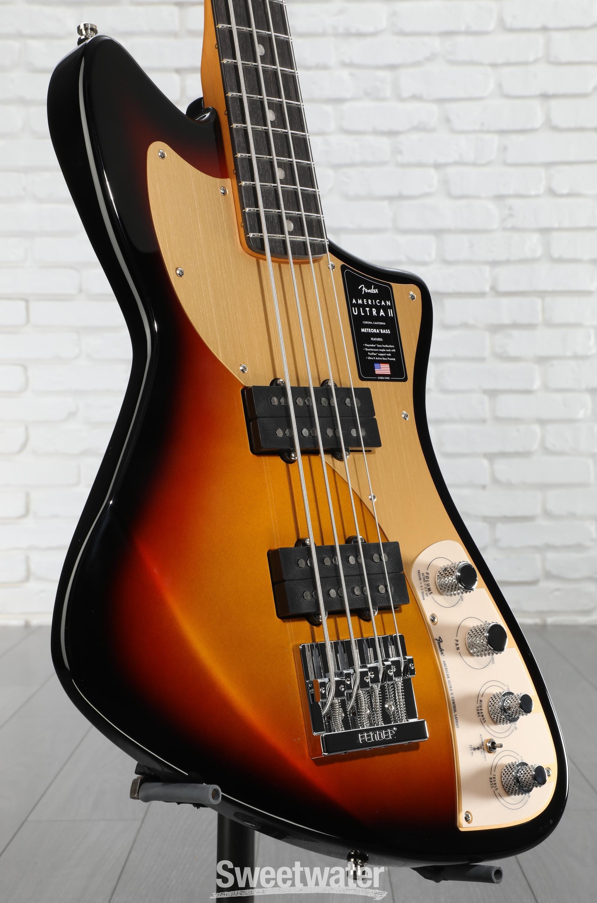 Fender American Ultra II Meteora Bass - Ultraburst, Ebony