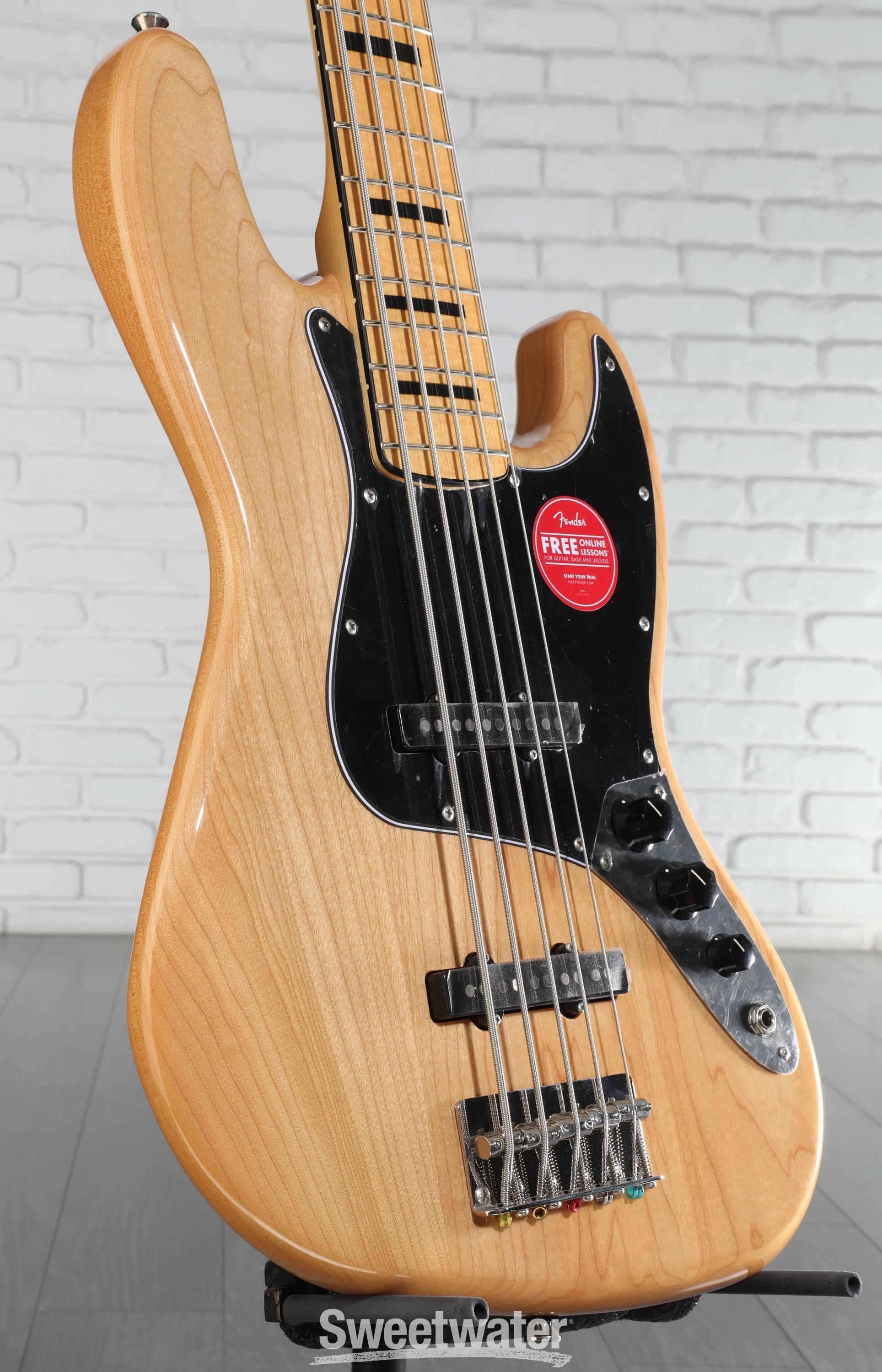 極美品✨ Squier Classic Vibe 70's Jazz Bass Squier Classic Vibe '70s Jazz Bass V 5-String Bass Guitar Natural