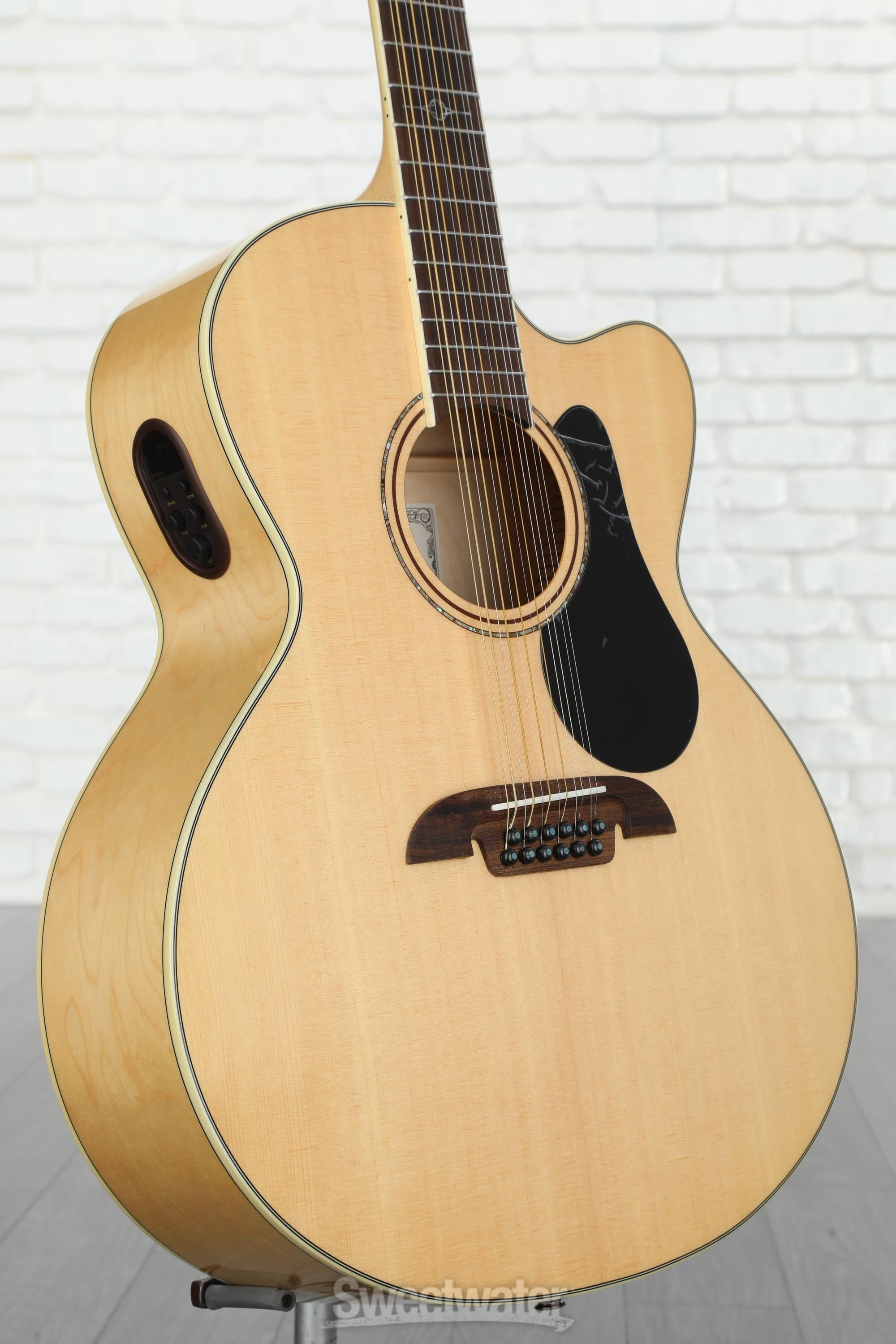 Alvarez AJ80ce Artist Series 12-string Acoustic-electric