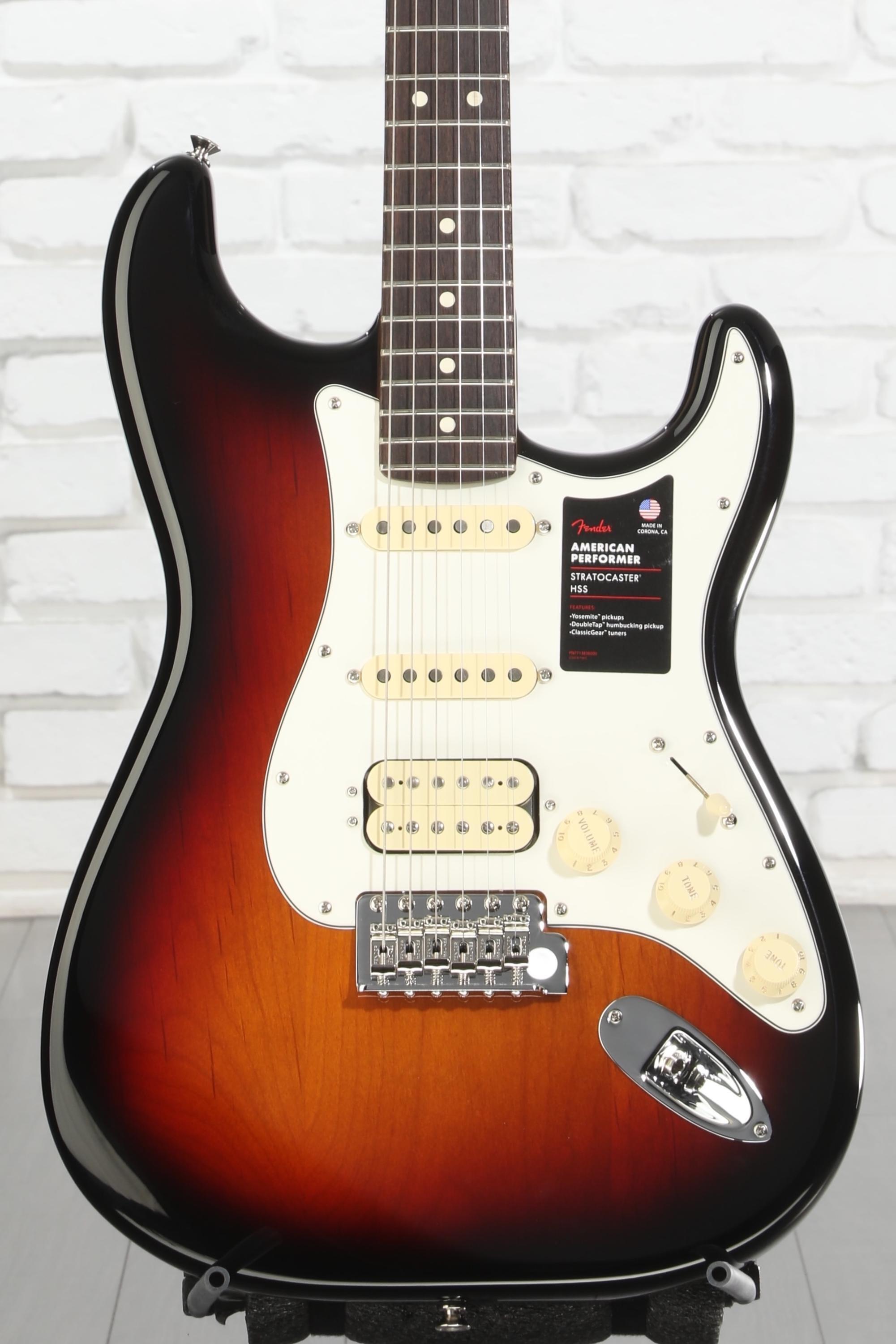 Fender American Performer Stratocaster HSS - 3 Tone Sunburst with
