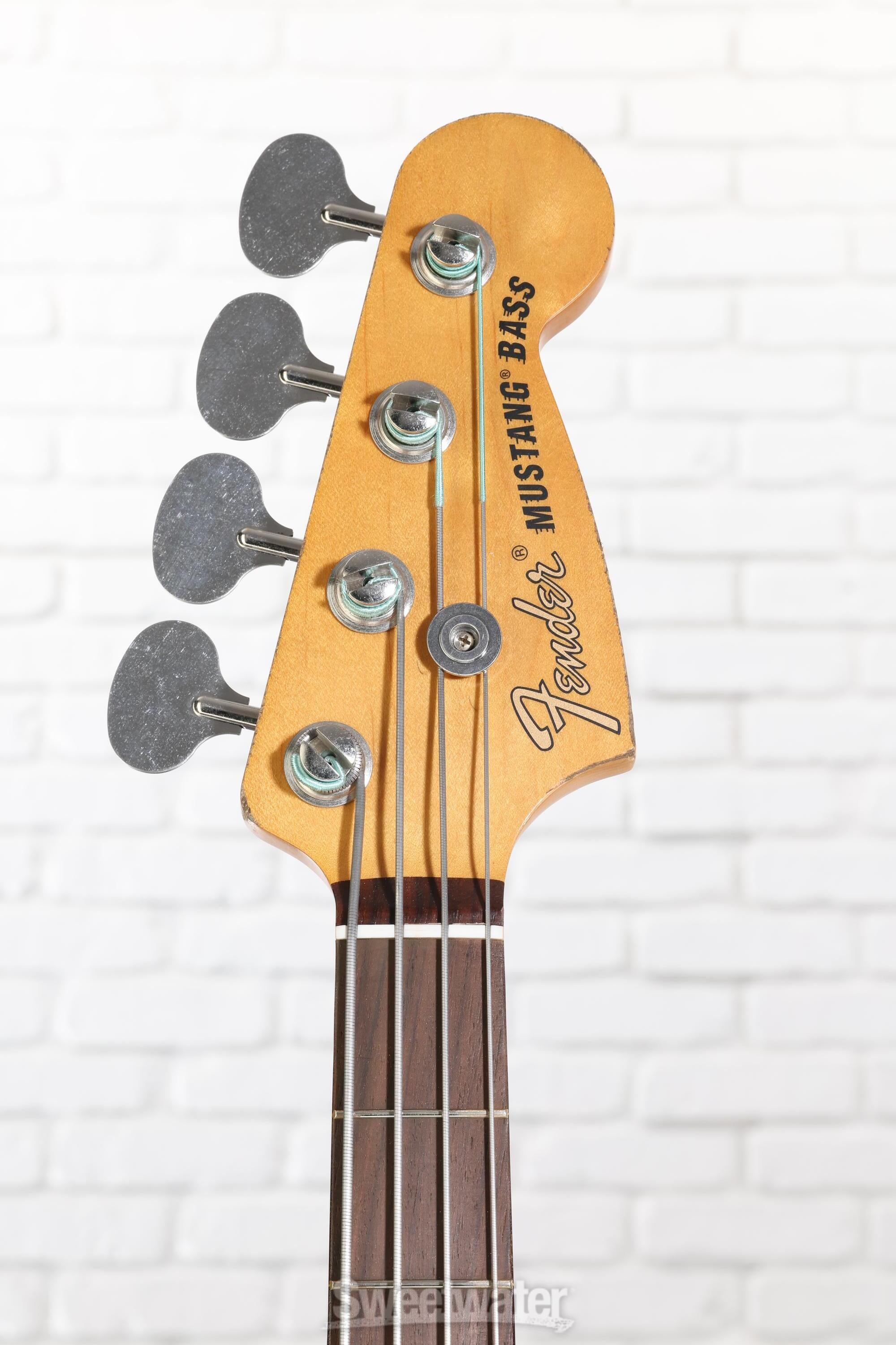 Fender JMJ Road Worn Mustang Bass Guitar - Faded Daphne Blue