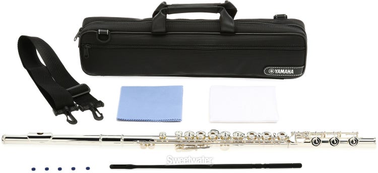  Yamaha YFL-222 Intermediate Flute for Student (International  Version) : Musical Instruments