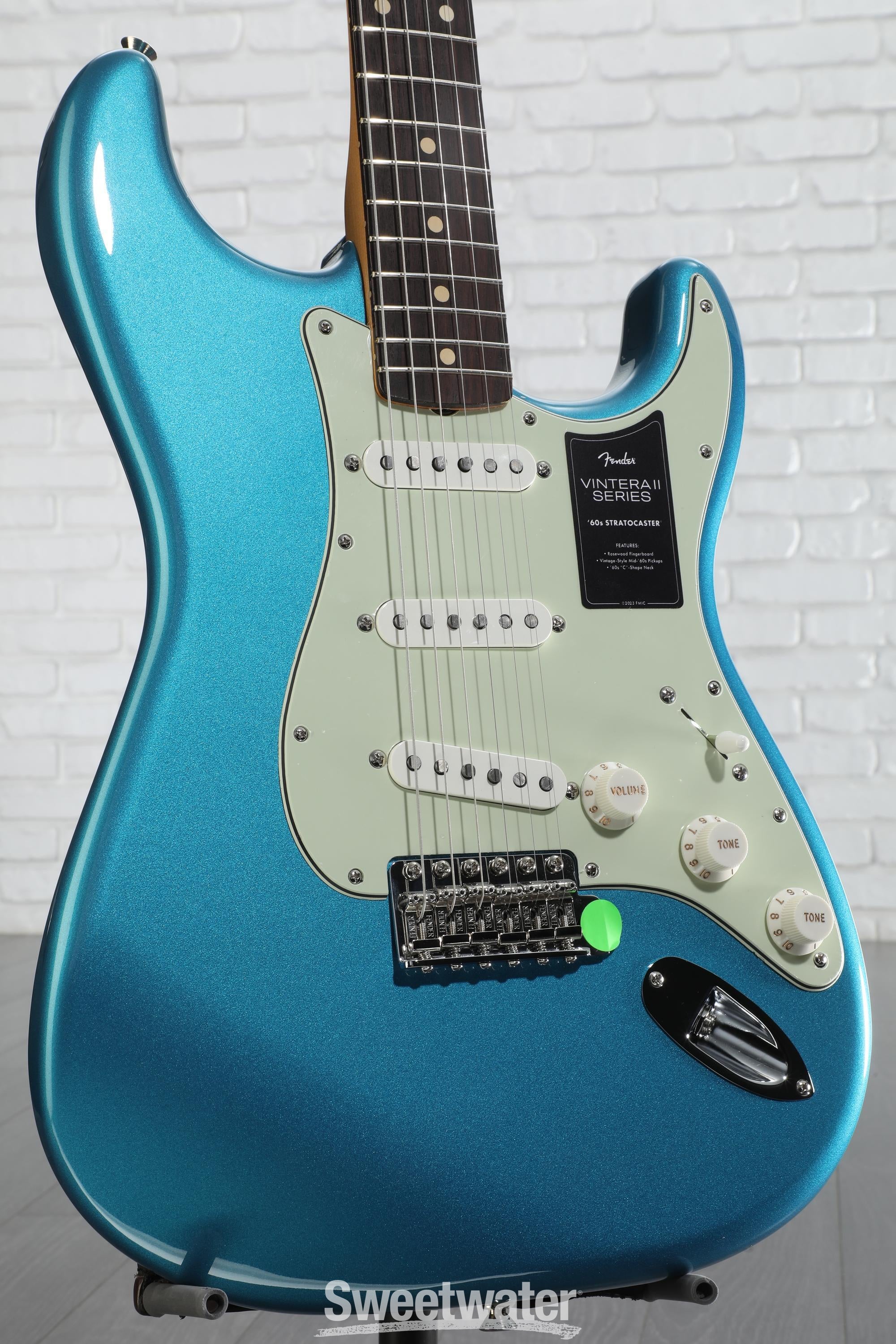 FENDER vintera Stratocaster ストラト Fender Vintera II '60s Stratocaster Electric Guitar - Lake