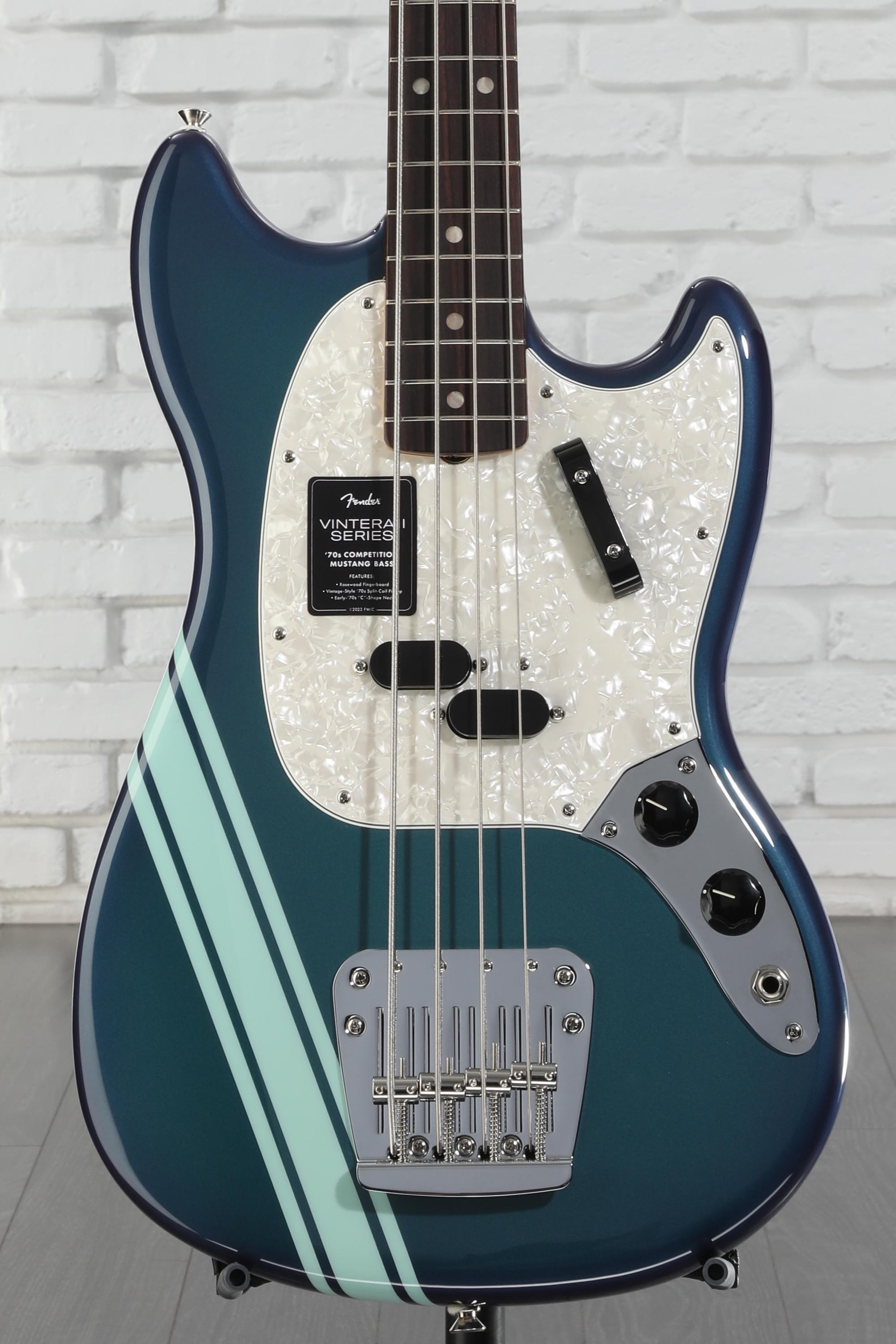 Fender Vintera II '70s Mustang Bass - Competition Burgundy with