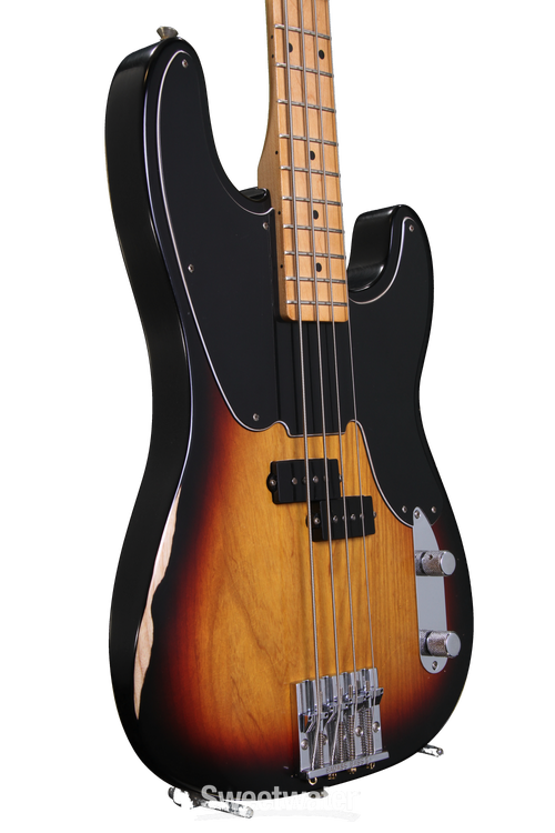 Mike Dirnt Road Worn® Precision Bass® 0138410701_fen_ins_frt_1_rr.