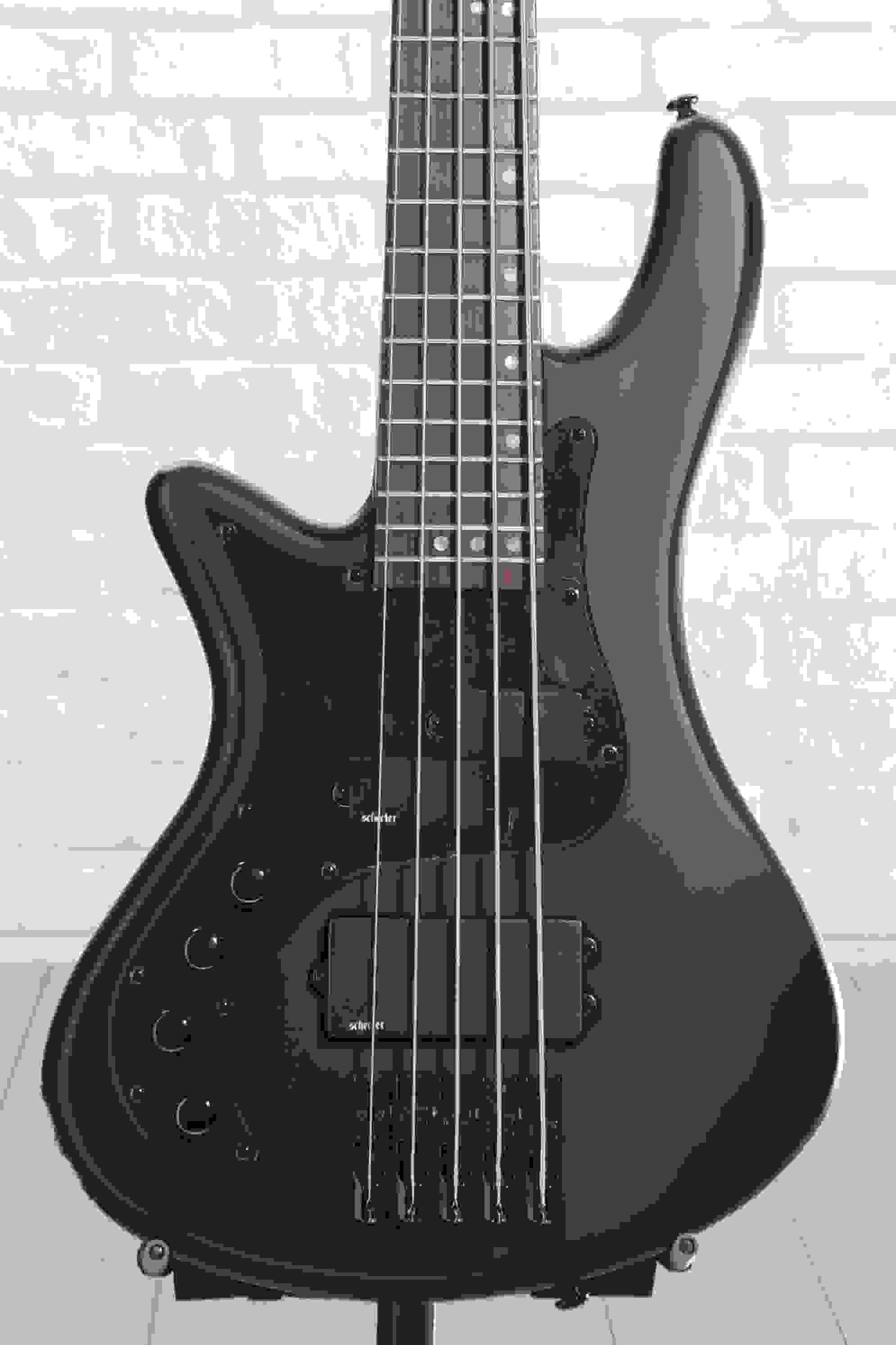 Schecter Stiletto Stealth 5 Left-handed Bass Guitar - Satin Black