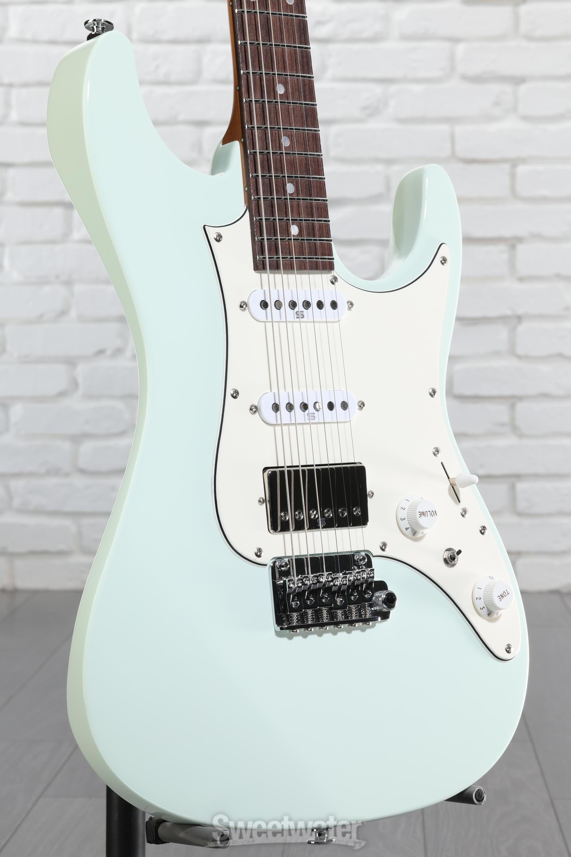 Ibanez AZ2204 NW-MGR Mint Green アイバニーズ Amazon.com: Ibanez Prestige AZ2204NW Electric Guitar - Mint