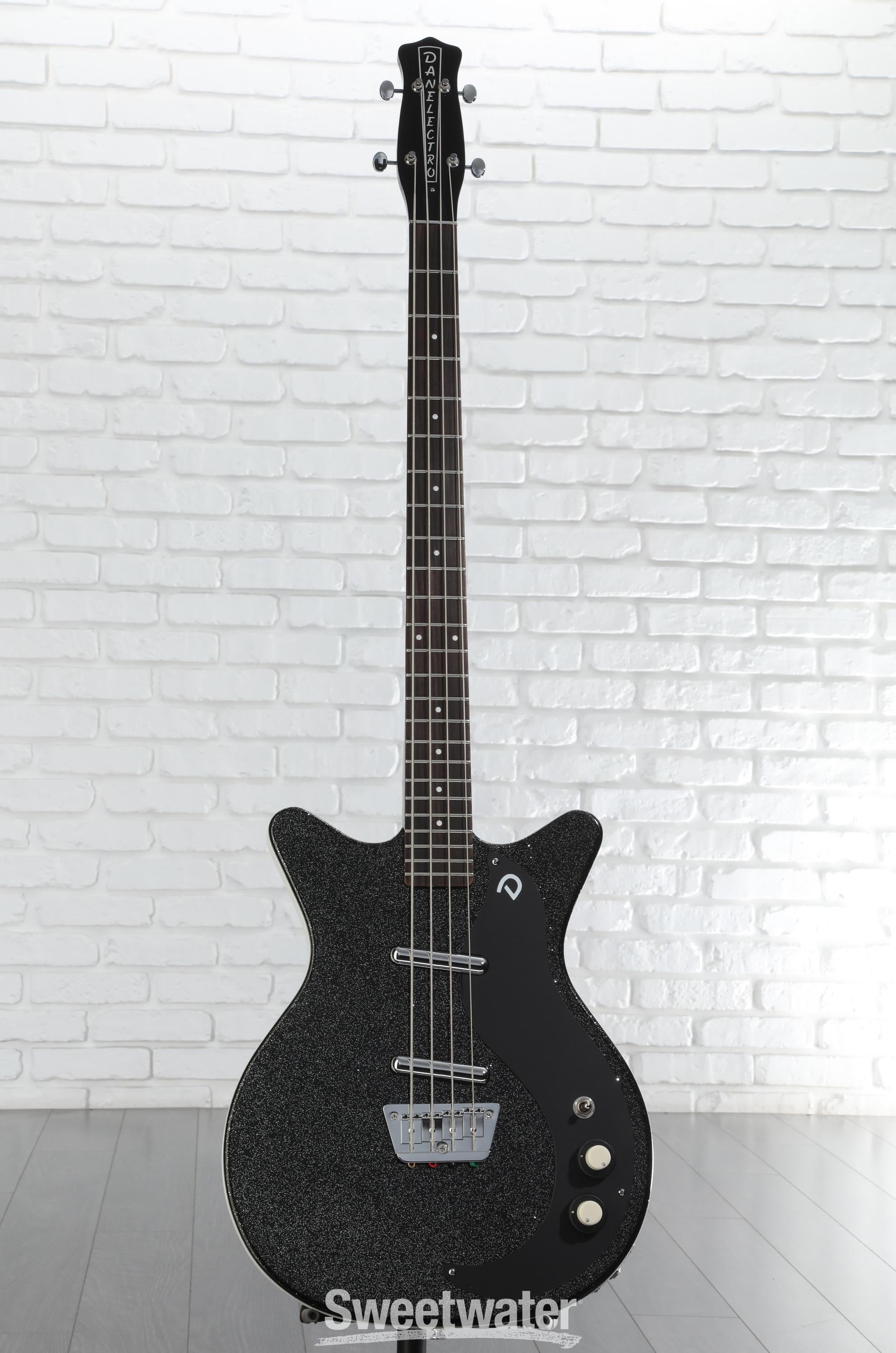 ギター DANELECTRO / 59 DC Amazon.com: Danelectro '59DC Long Scale Bass Guitar - Copper