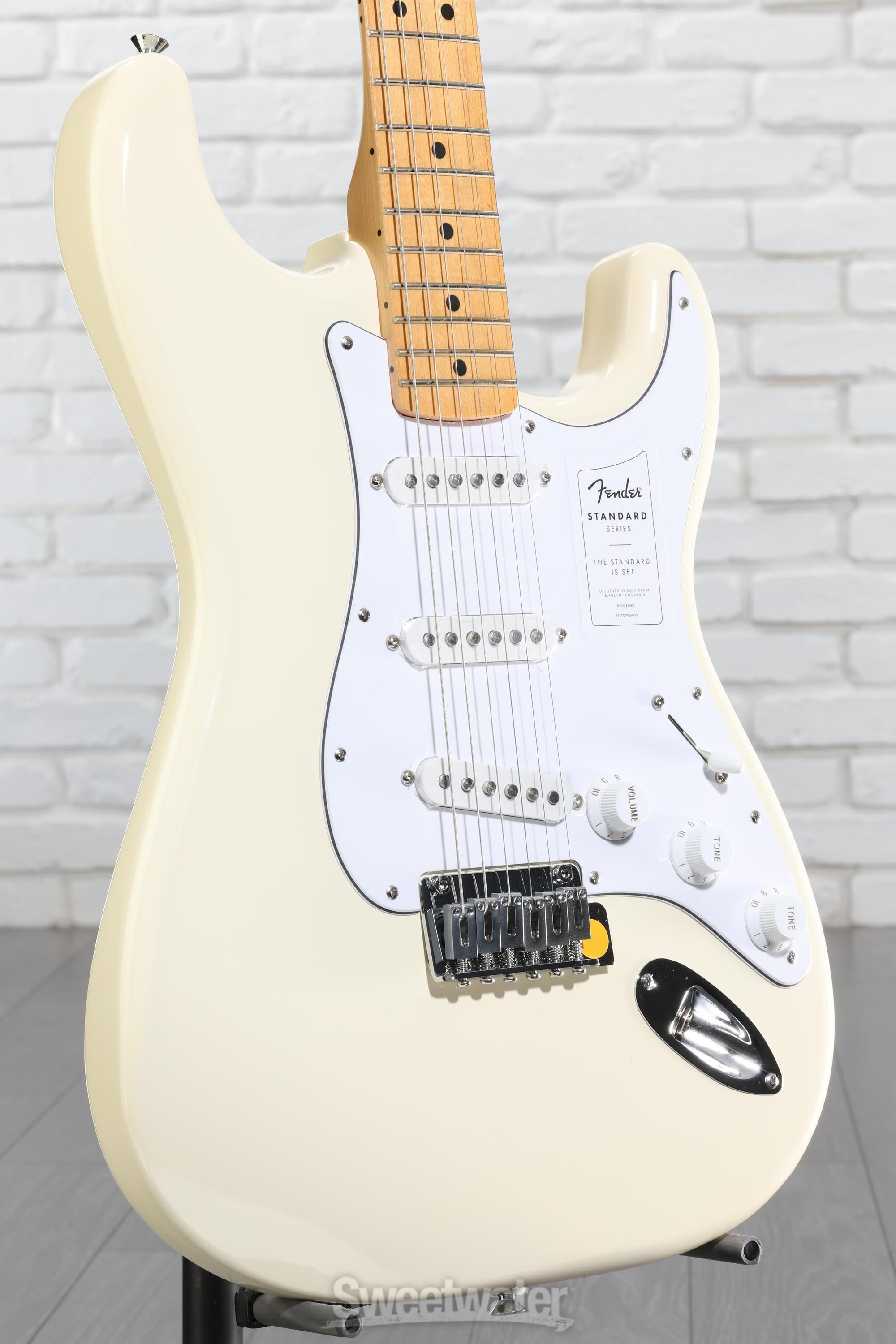 ギター FENDER AM STANDARD ST OWT/M Fender Standard Stratocaster