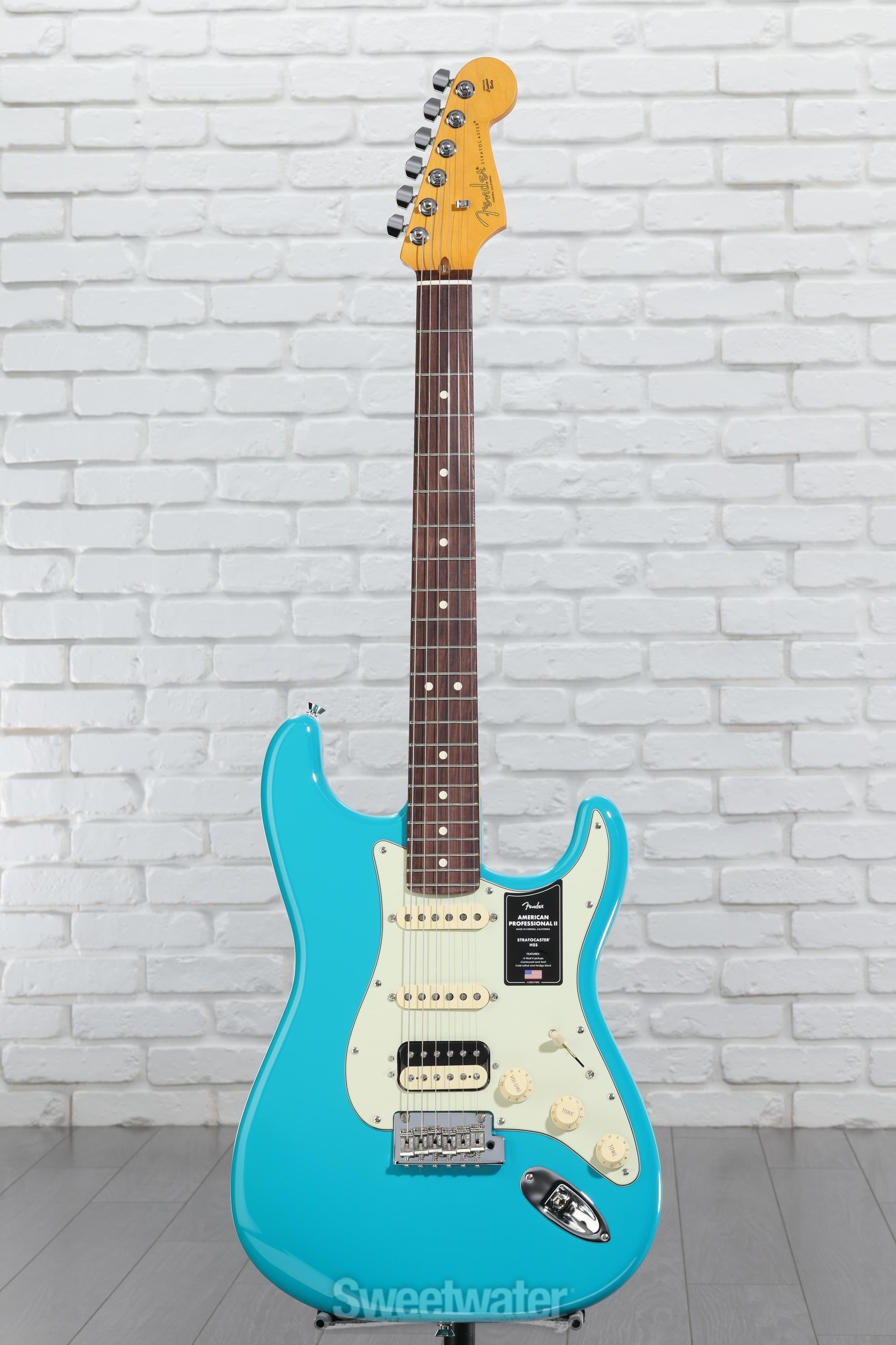 Fender American Professional II Stratocaster HSS - Miami Blue with