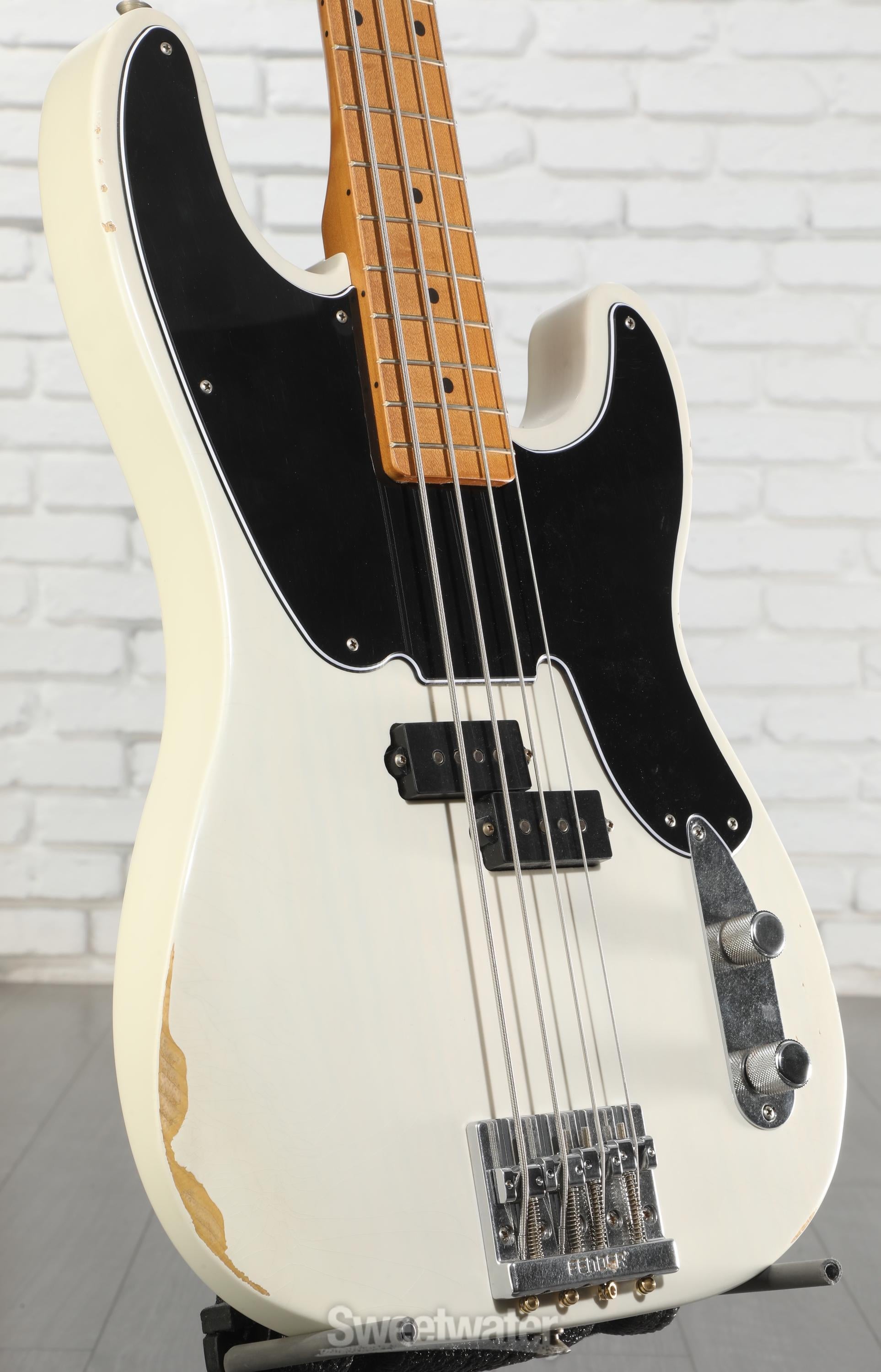 Fender Mike Dirnt Road Worn Precision Bass - White Blonde with