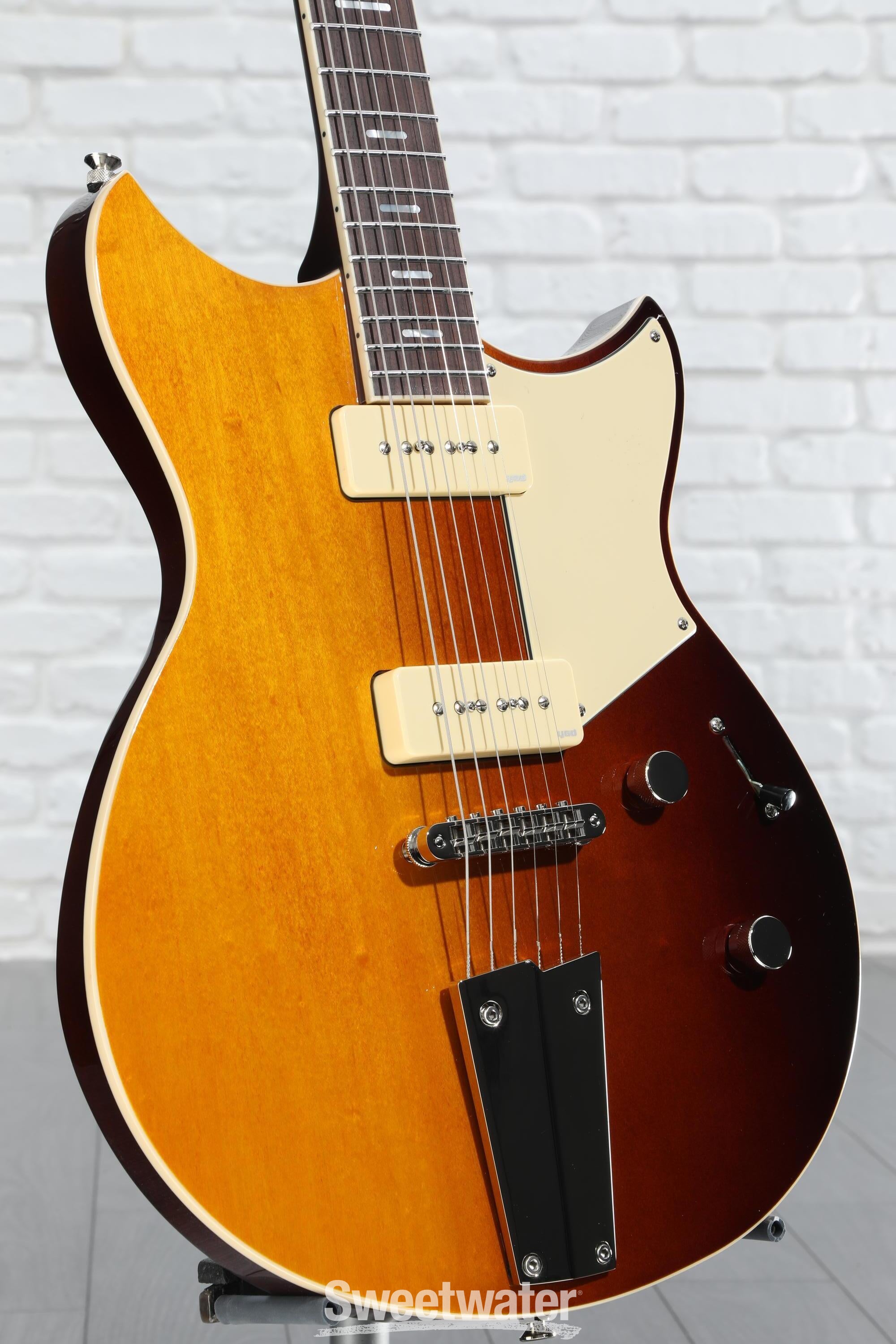 ギター YAMAHA REVSTAR RSS02T (Sunset Burst) Yamaha Revstar Standard RSS02T Chambered Electric Guitar