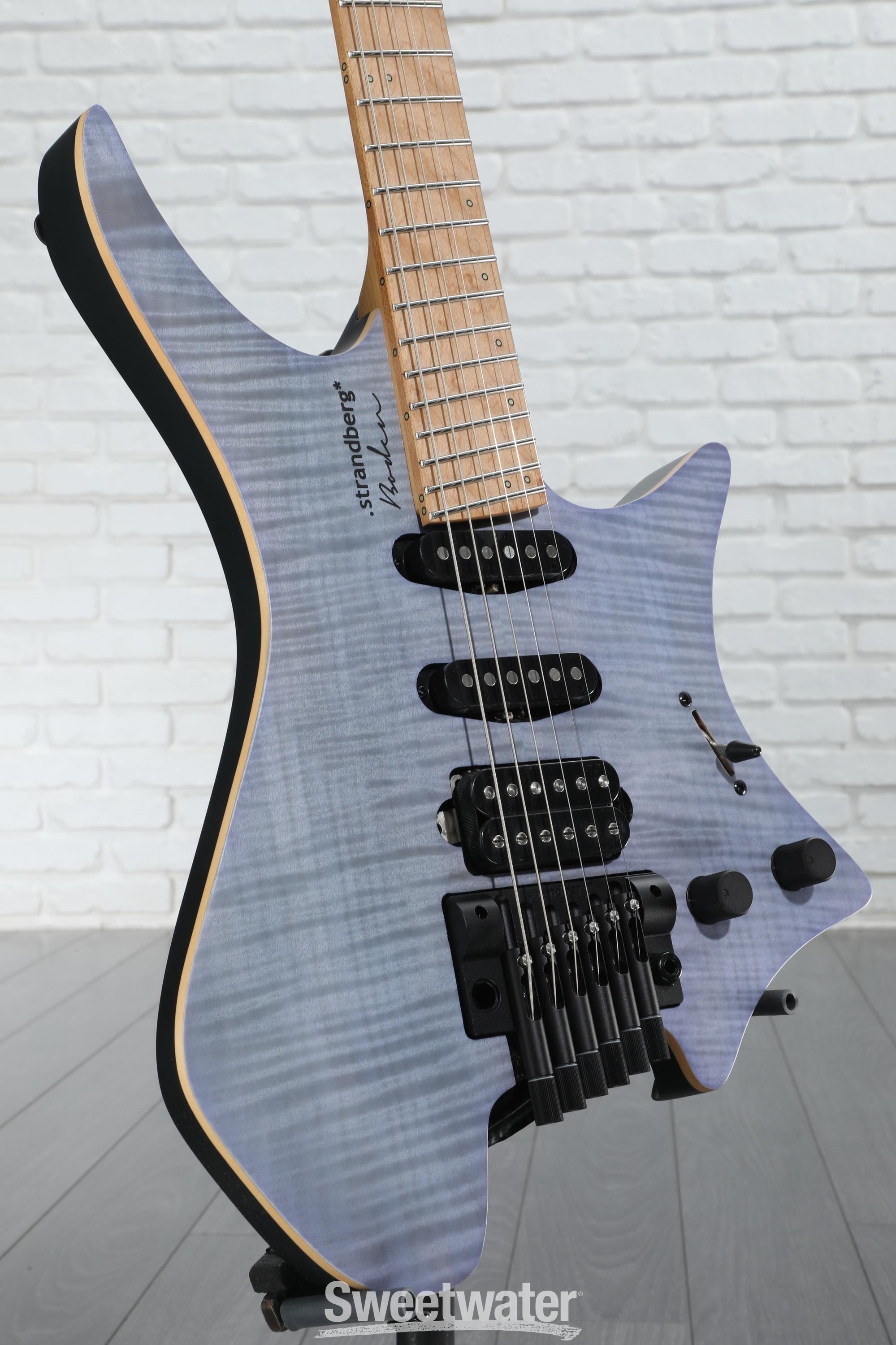 ギター strandberg/Boden Standard NX 6 Tre Blue bd8ct-21s-m-f-bl_1-1.png