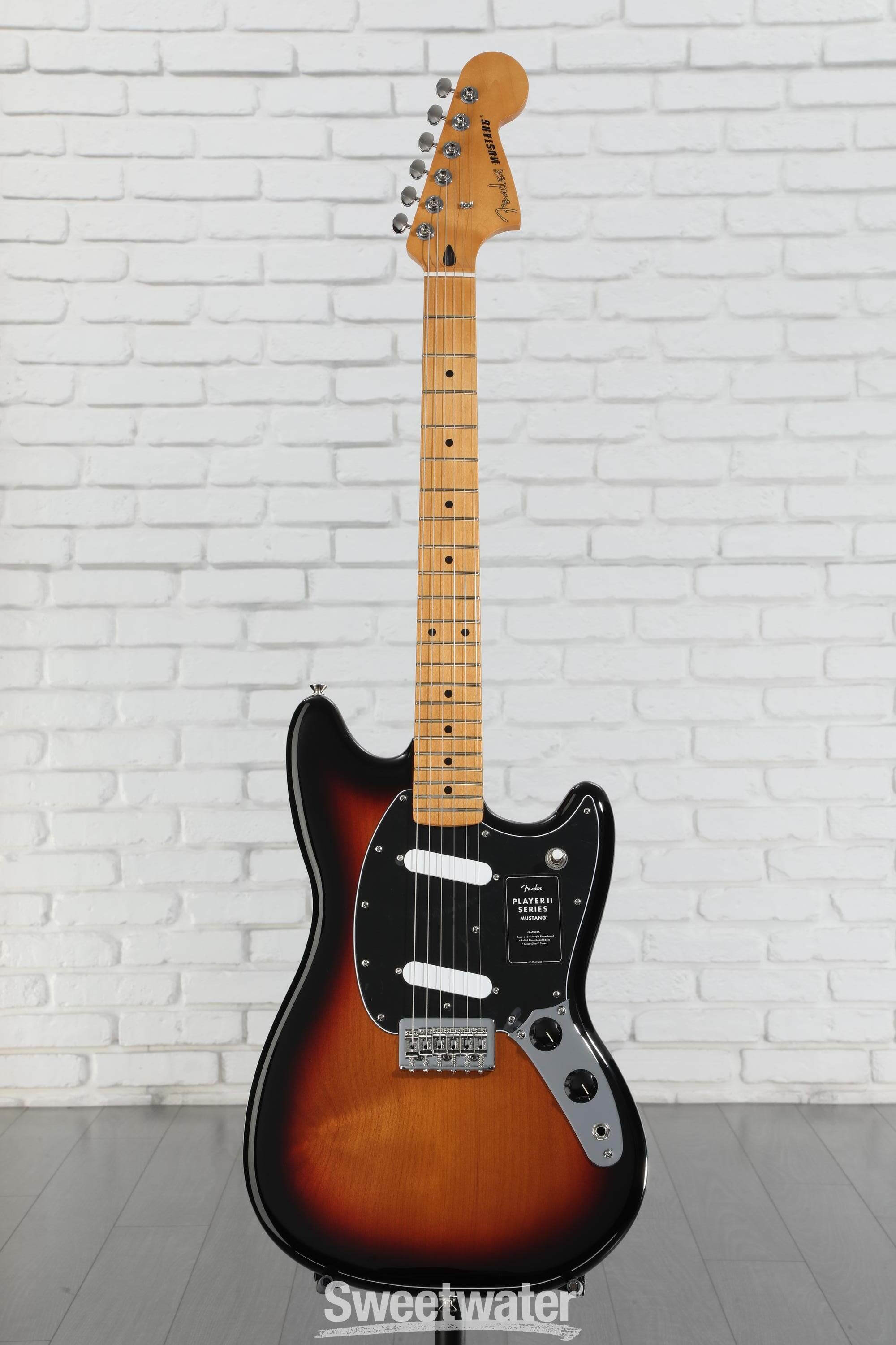 ギター fFender Player II Mustang Fender Player II Mustang - Black with Rosewood Fingerboard