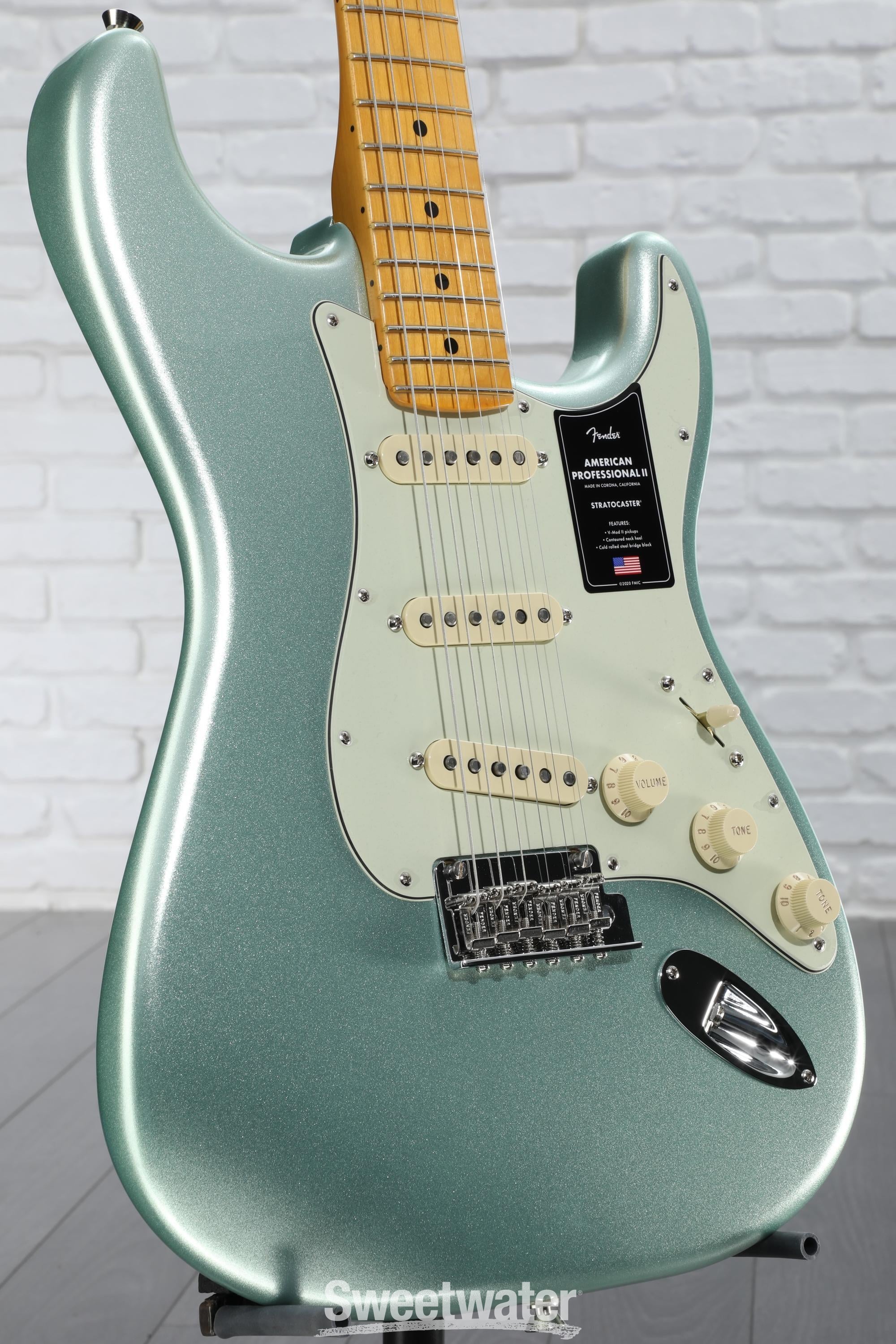 Fender American Professional II Stratocaster - Mystic Surf Green