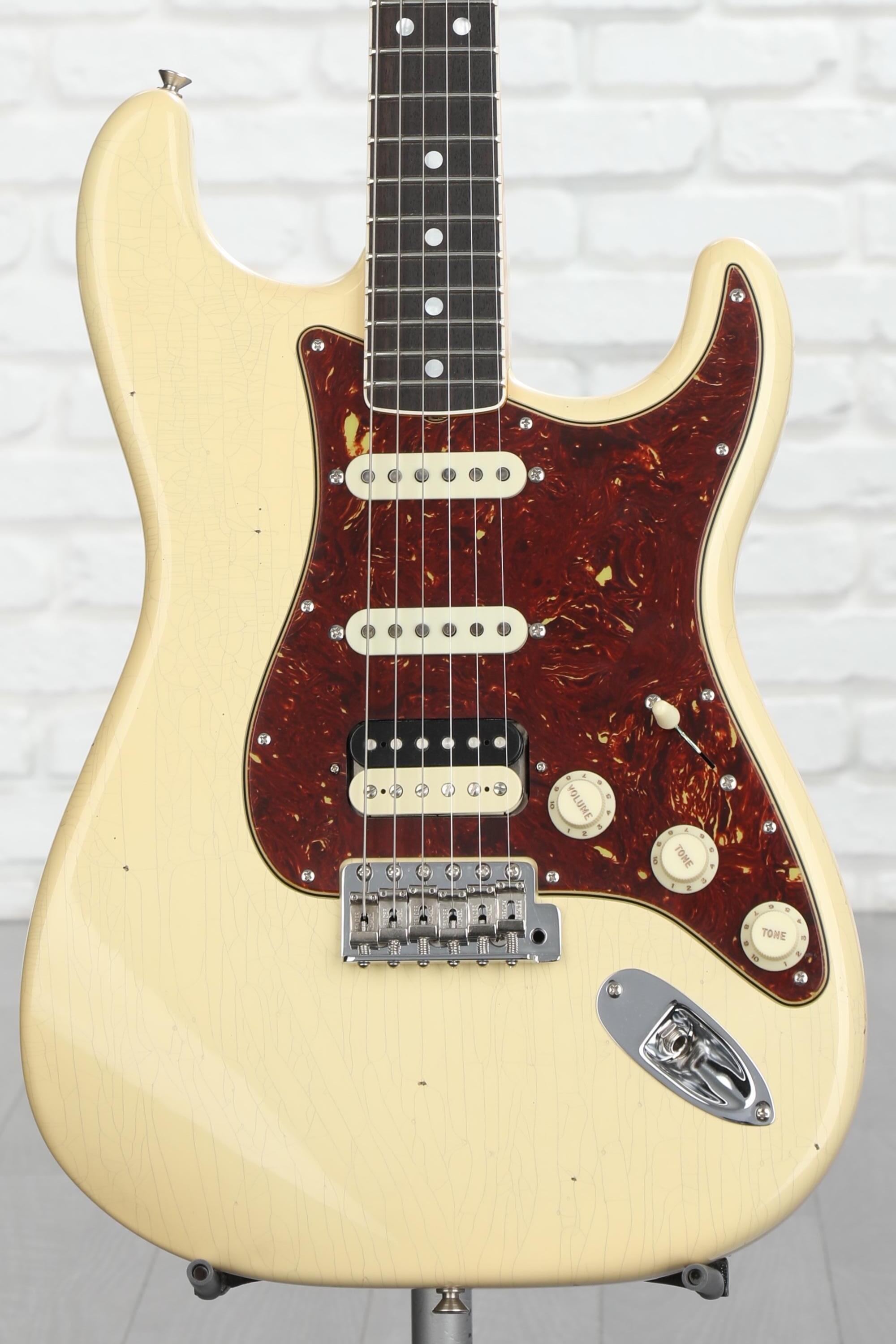 Fender Custom Shop Limited-edition '67 HSS Stratocaster Journeyman Relic -  Aged Vintage White | Sweetwater