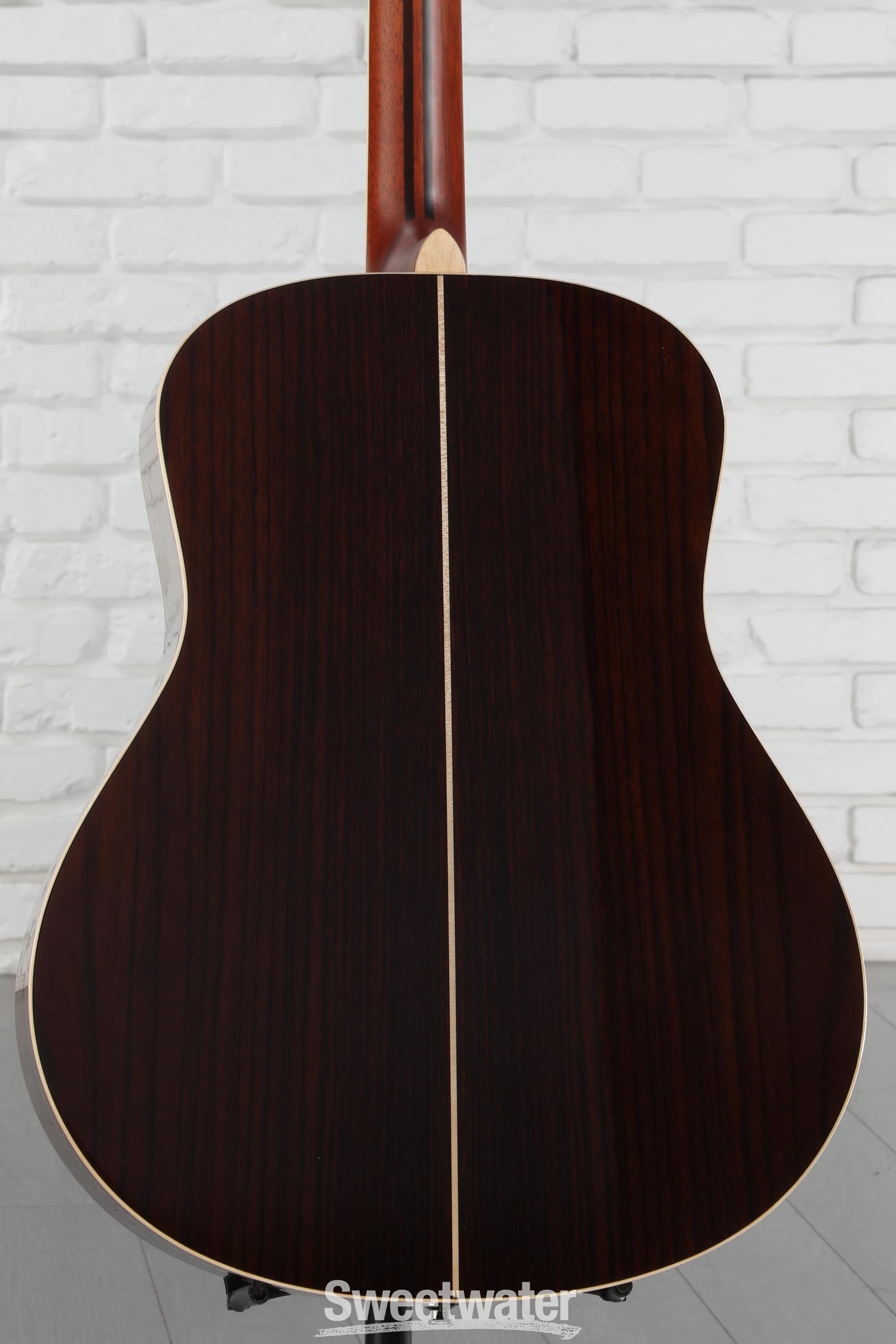 YAMAHA　LL16 Yamaha L Series LL16 Dreadnought Acoustic Guitar with Case