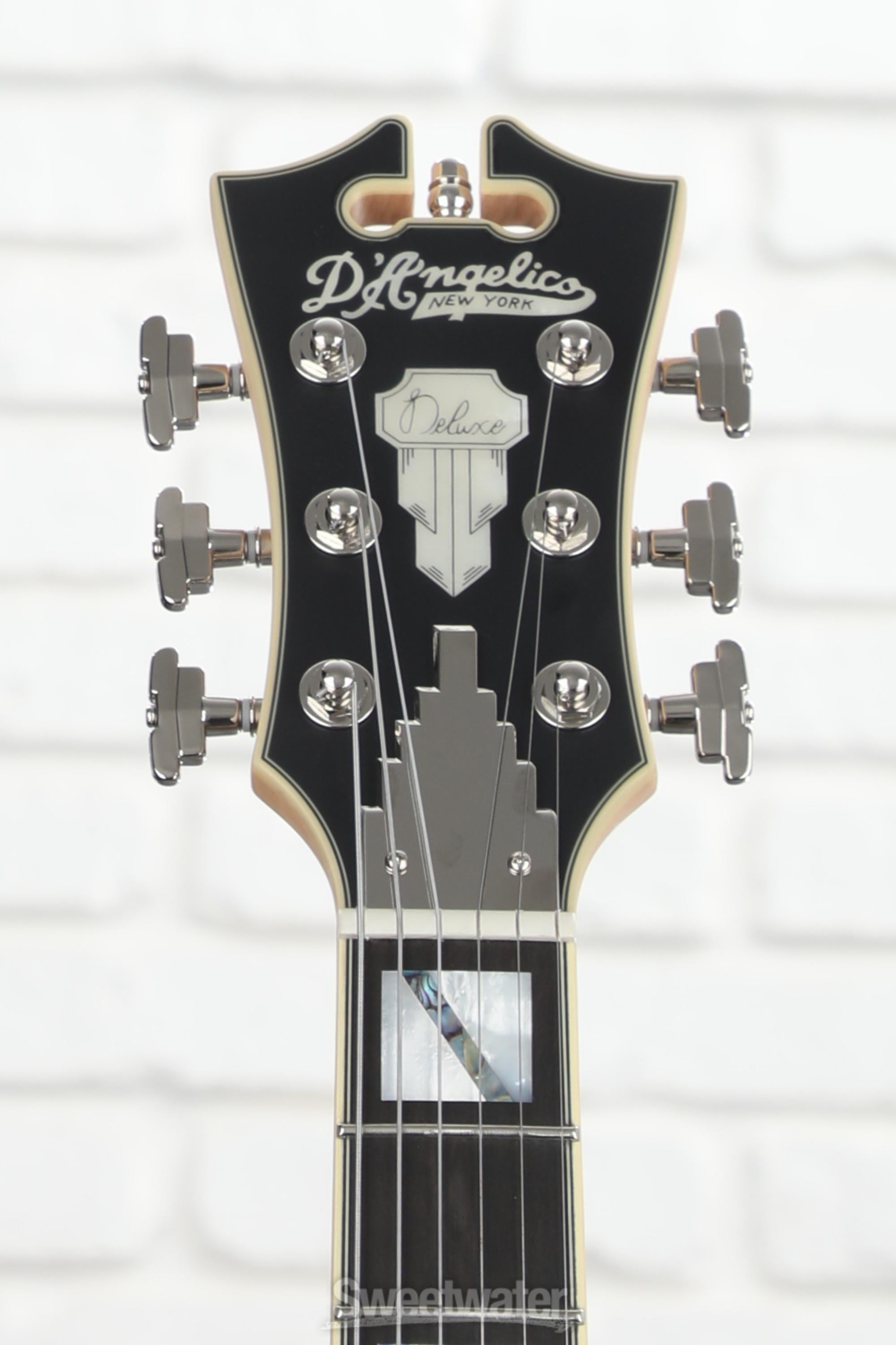 D'Angelico Deluxe Brighton Electric Guitar - Matte Walnut