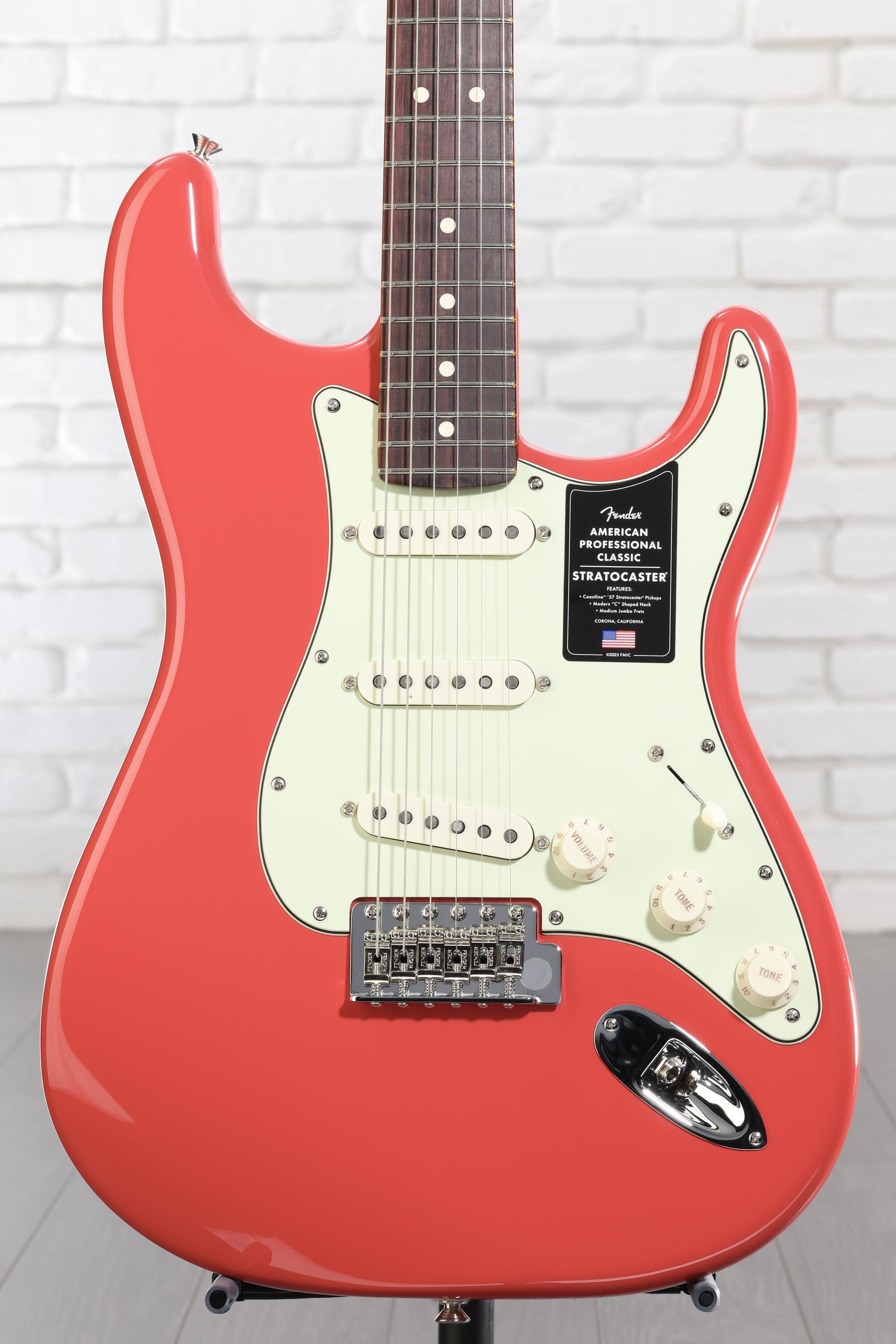 Fender Stratocaster レッド Fender American Professional Classic Stratocaster Electric Guitar