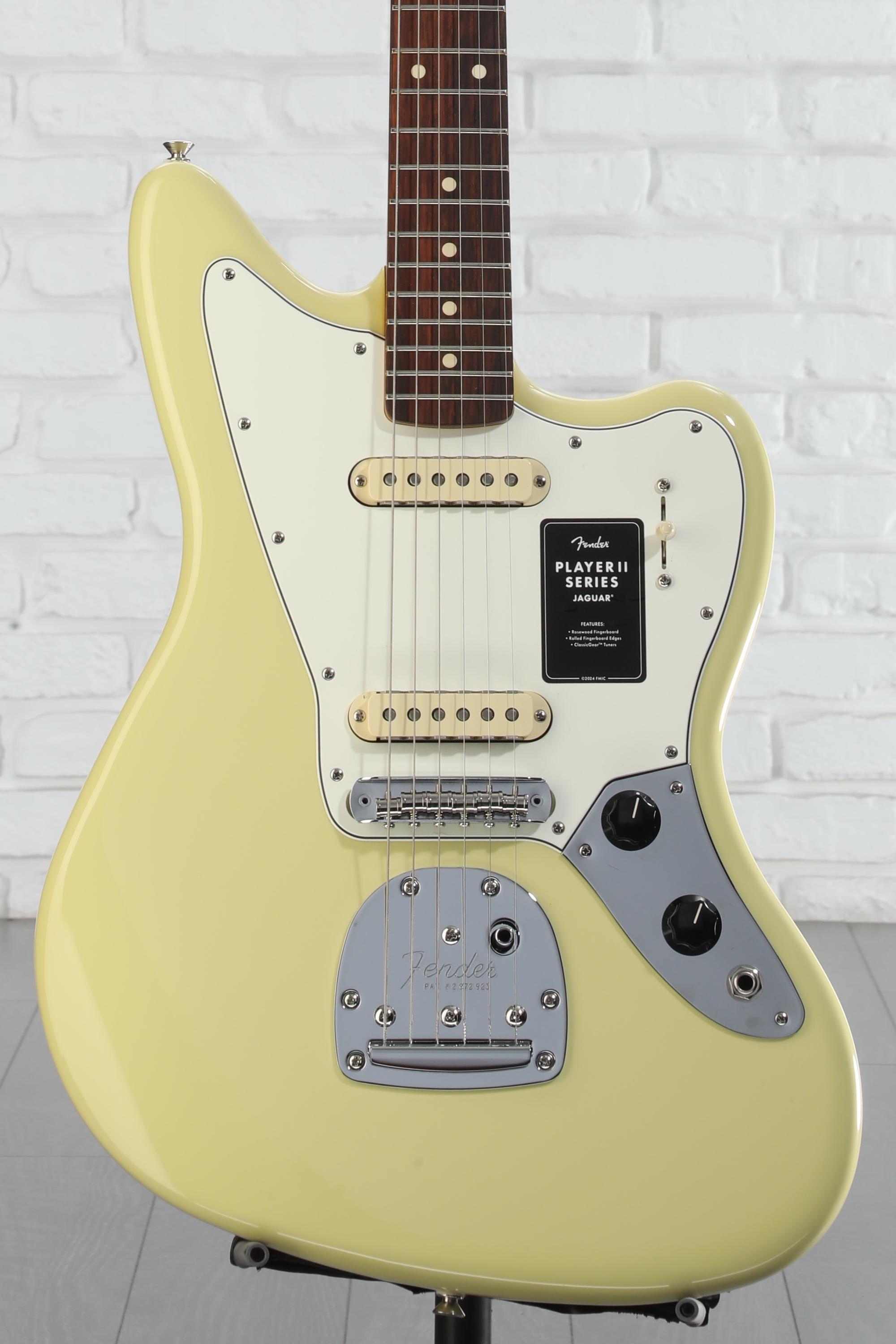 ギター Fender Player II Jaguar Amazon.com: Fender Player II Jaguar Electric Guitar - Coral