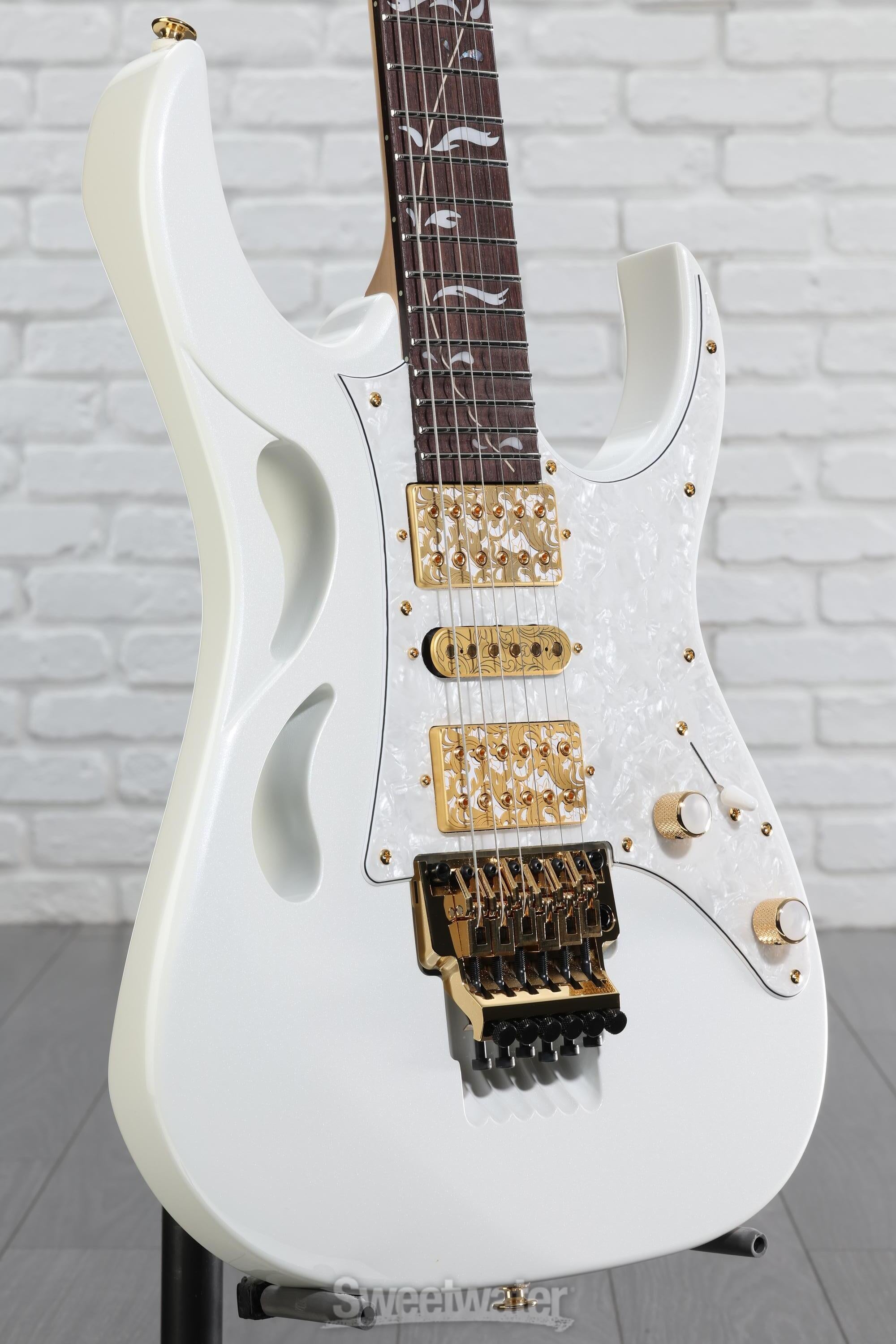 Ibanez Steve Vai Signature PIA3761 - Stallion White