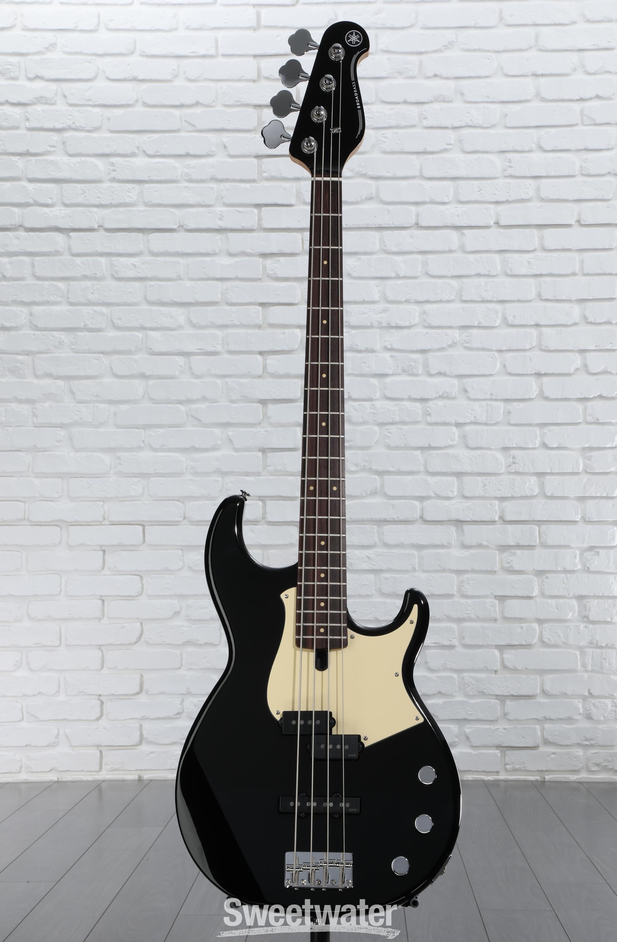 ベース YAMAHA BB434 Black Yamaha BB434 Electric Bass Black | Guitar Center