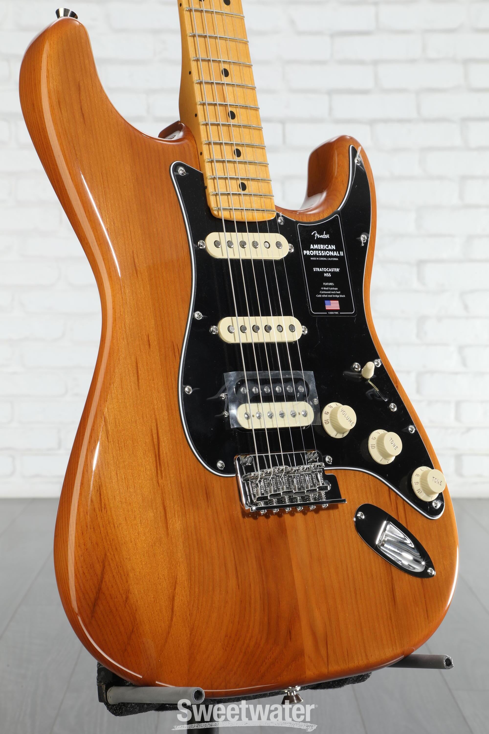 Fender American Professional II Stratocaster HSS - Roasted Pine