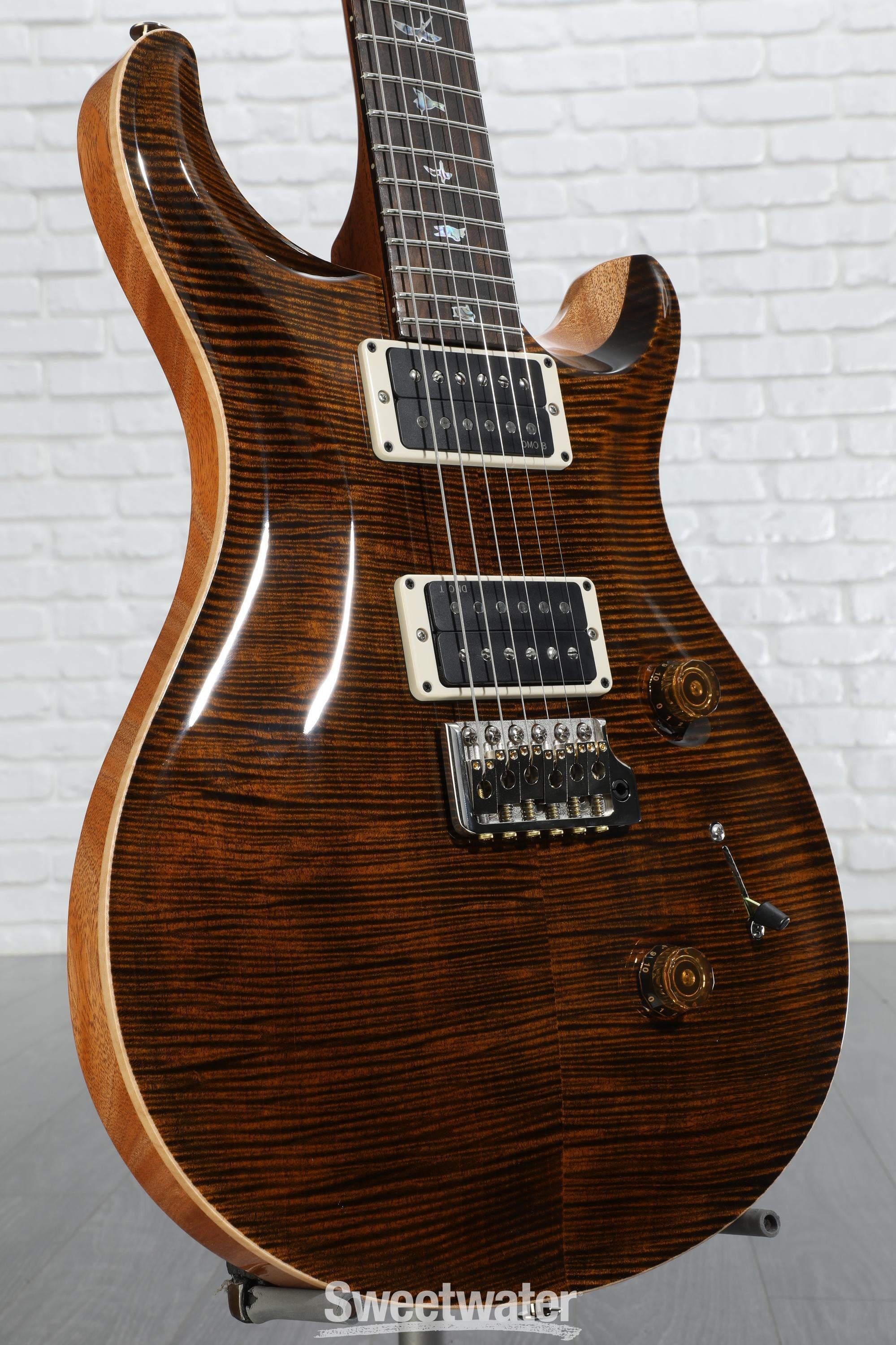 PRS SE Custom 24 Limited-Edition Electric Guitar Ruby