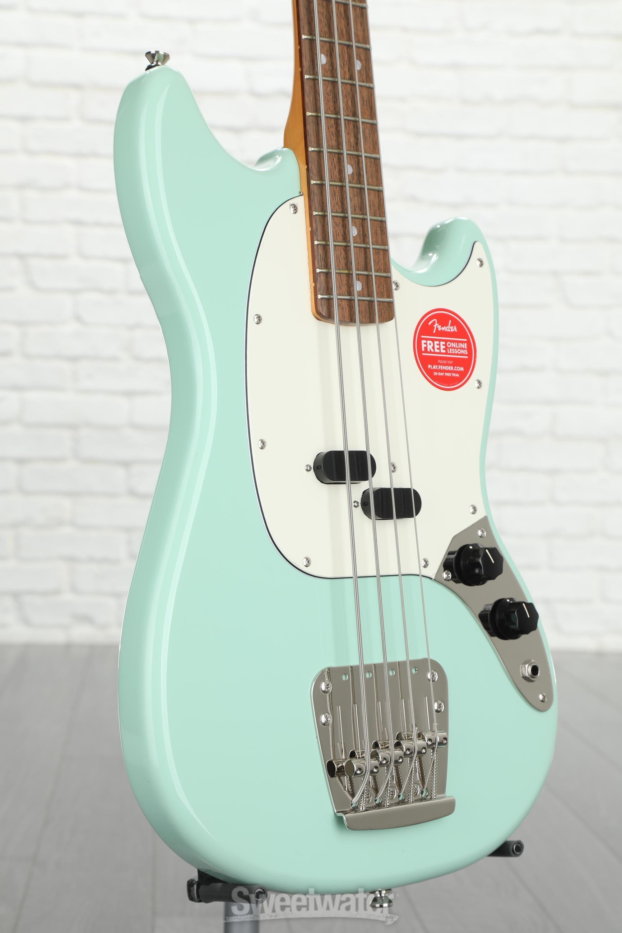 Squier Classic Vibe '60s Mustang Bass - Surf Green Reviews