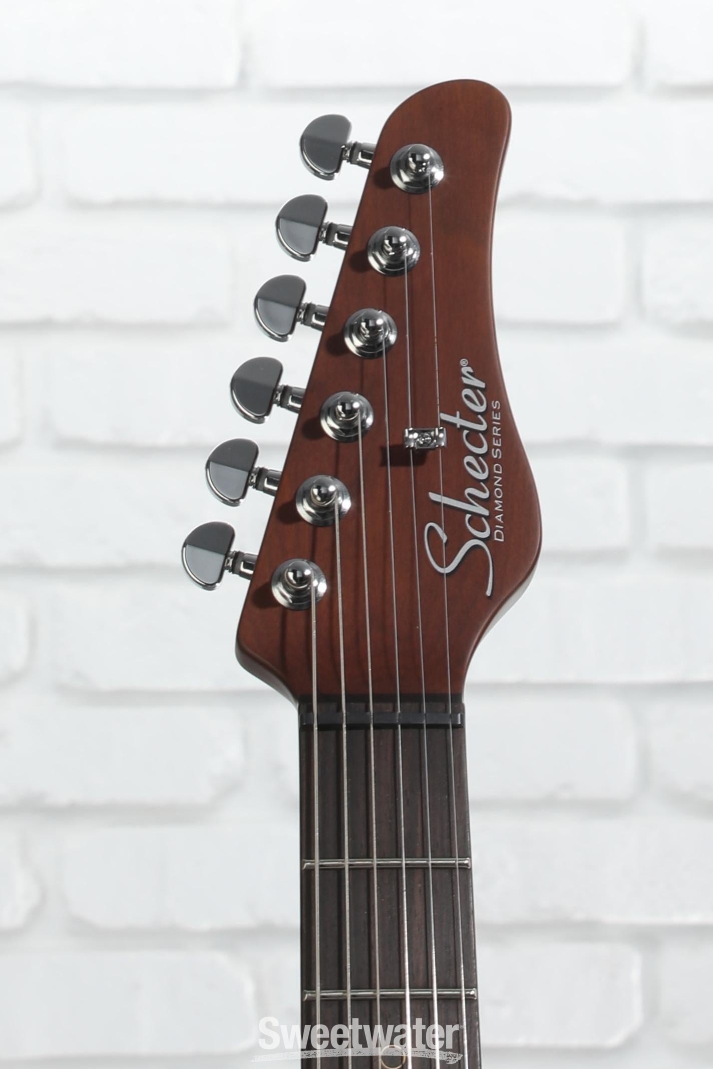 シェクター　ニック・ジョンストントラディショナル　モデル　ストラト　HSS 黒 Schecter Nick Johnston Traditional HSS Electric Guitar