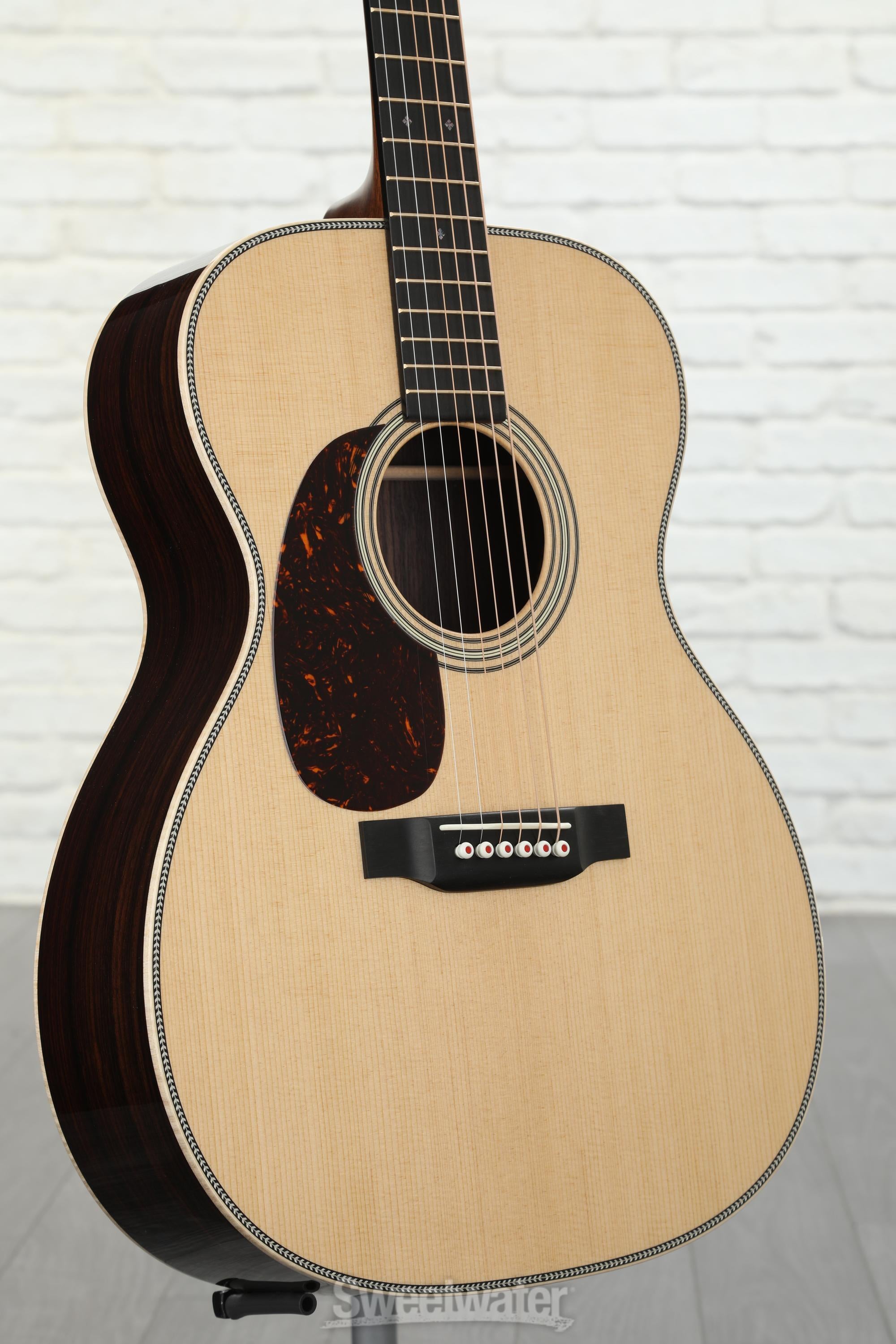 Martin 00-28 Modern Deluxe アコースティックギター Martin 00-28 Modern Deluxe Acoustic Guitar - Natural | Sweetwater