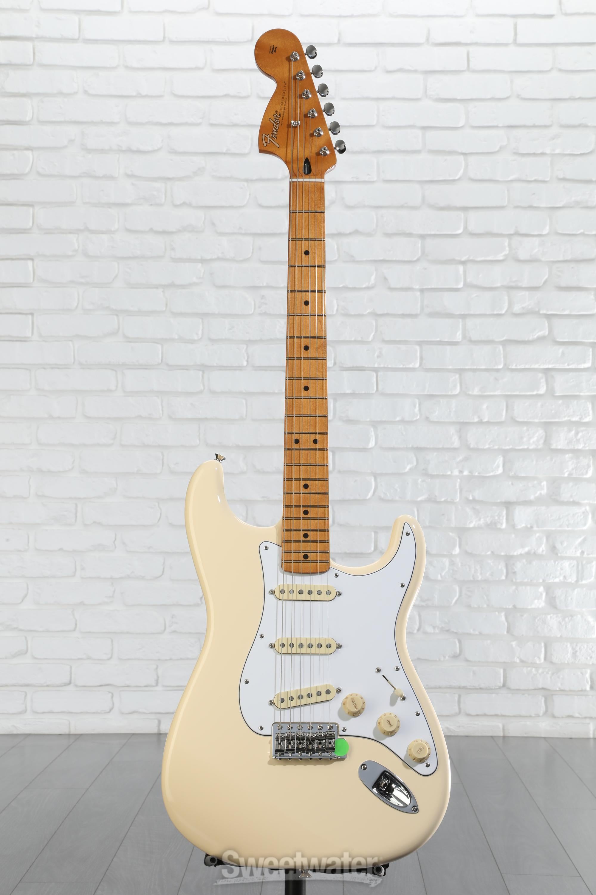 Fender Jimi Hendrix Stratocaster - Olympic White with Maple Fingerboard