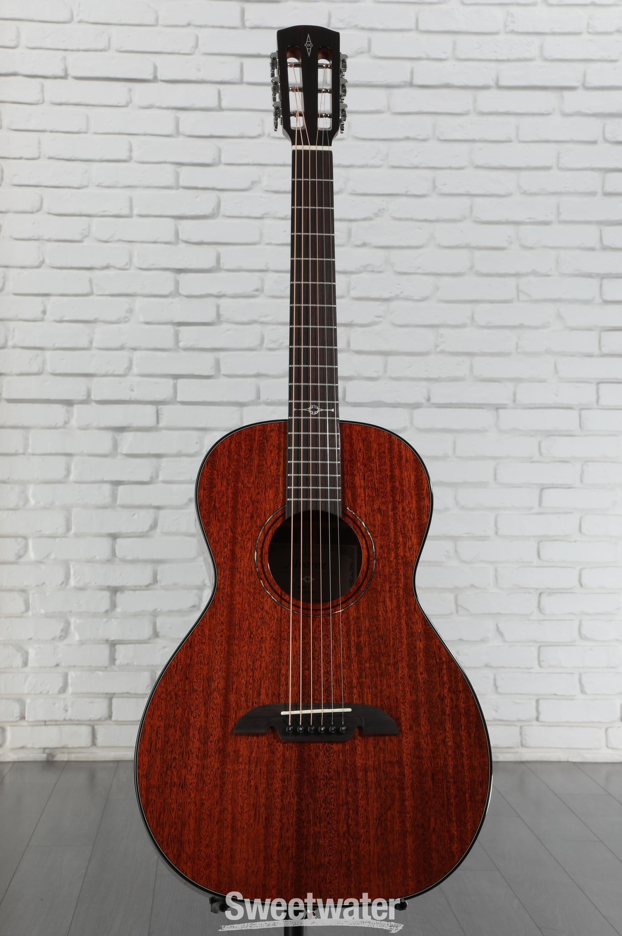 Alvarez MP66 Masterworks Series Acoustic Guitar - Natural