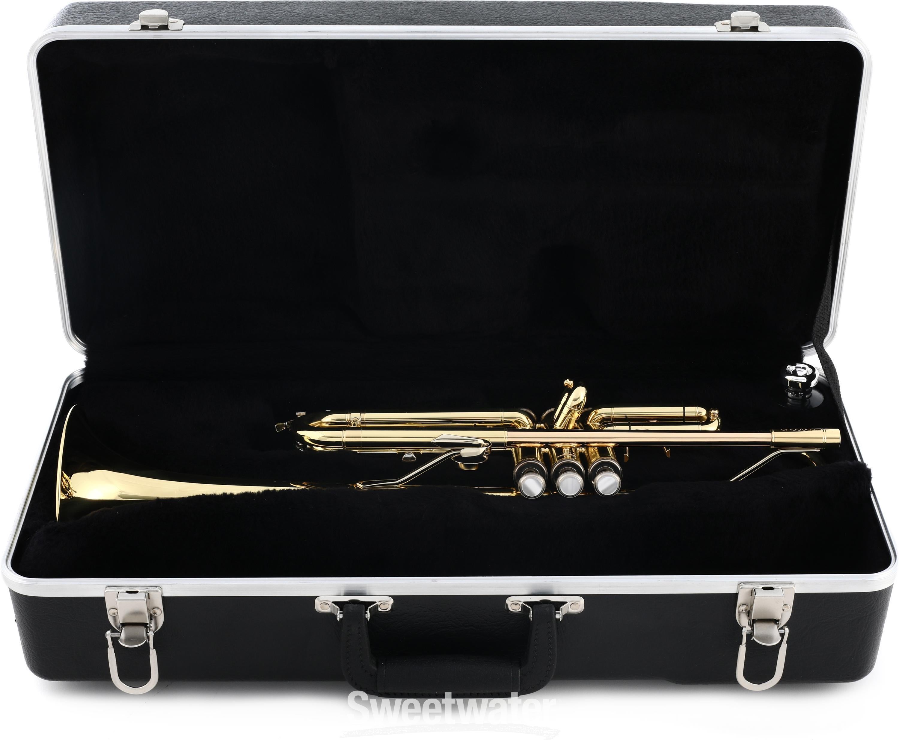 Bach TR300H2 Student Trumpet Lacquer Sweetwater