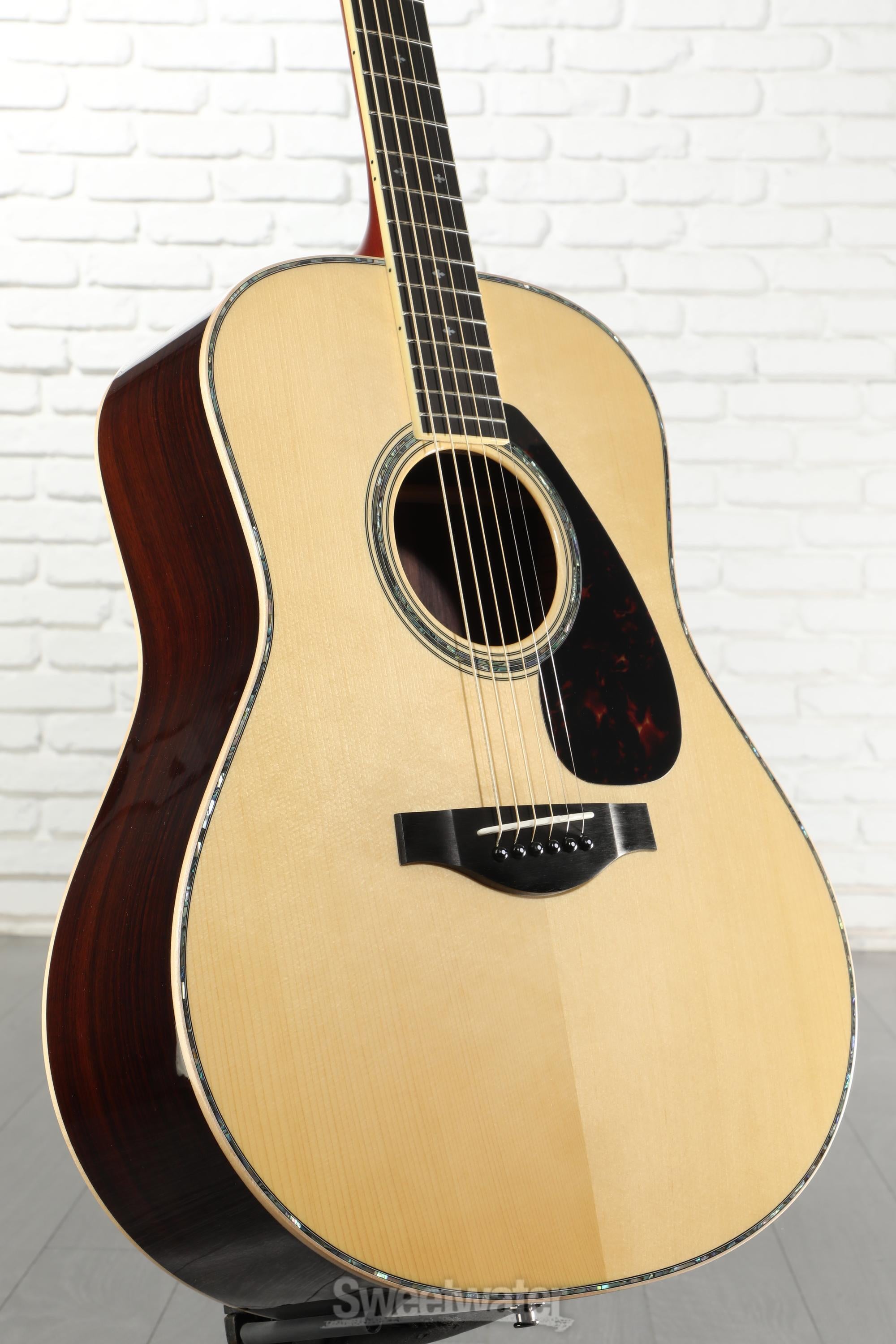 Yamaha LL16D ARE Original Jumbo Acoustic-electric Guitar - Natural