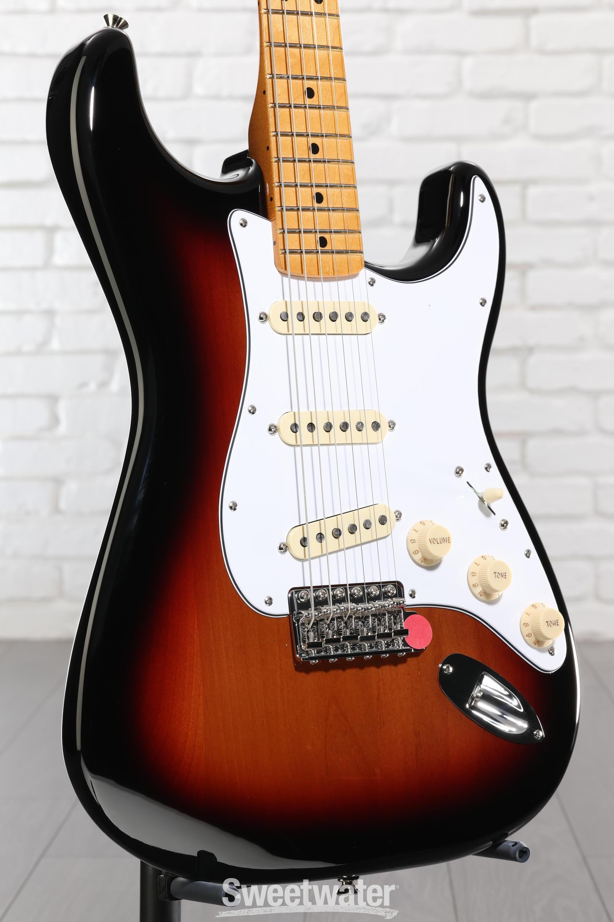 Fender Jimi Hendrix Stratocaster - 3-Tone Sunburst with Maple