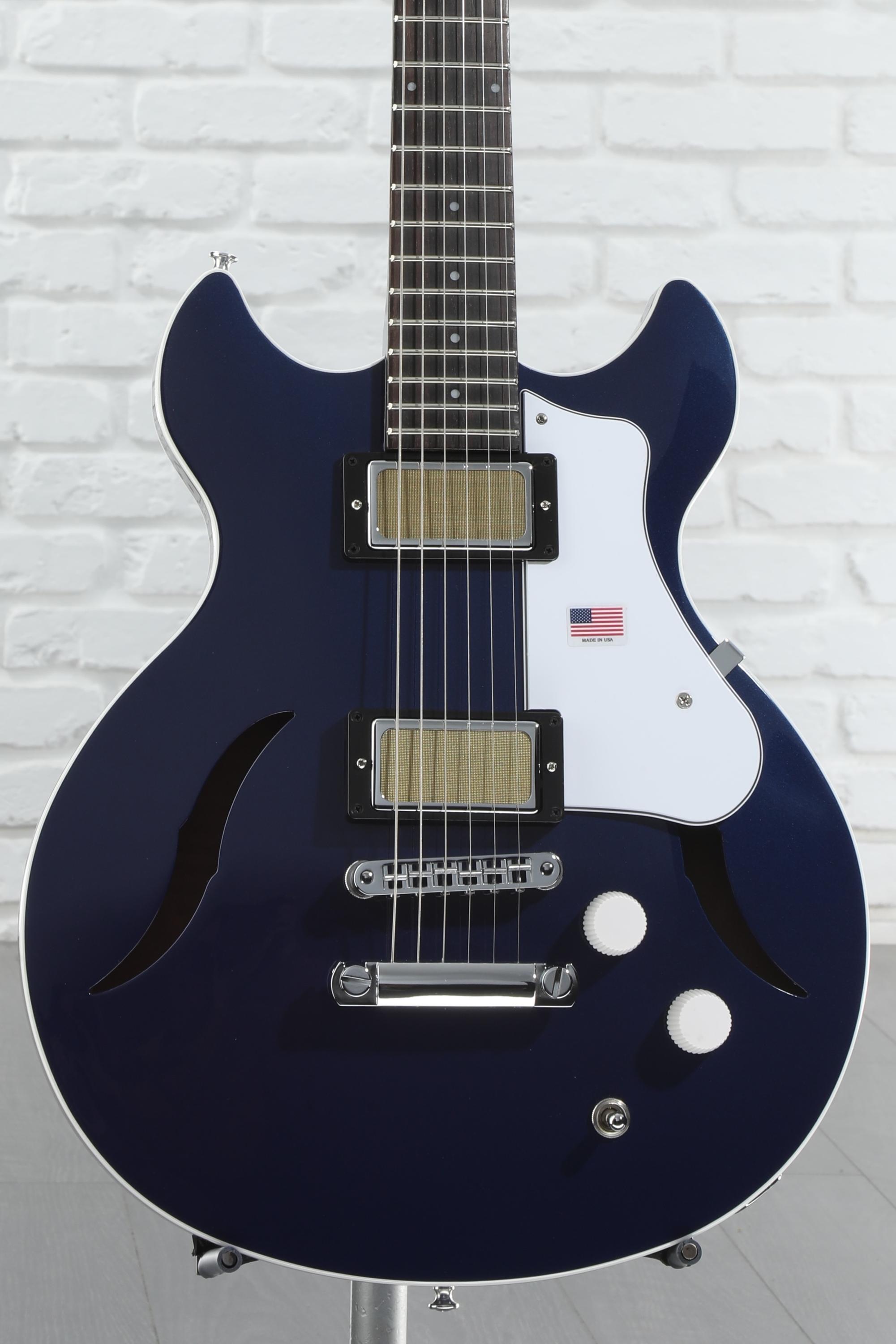 Harmony Comet Electric Guitar - Midnight Blue with Rosewood