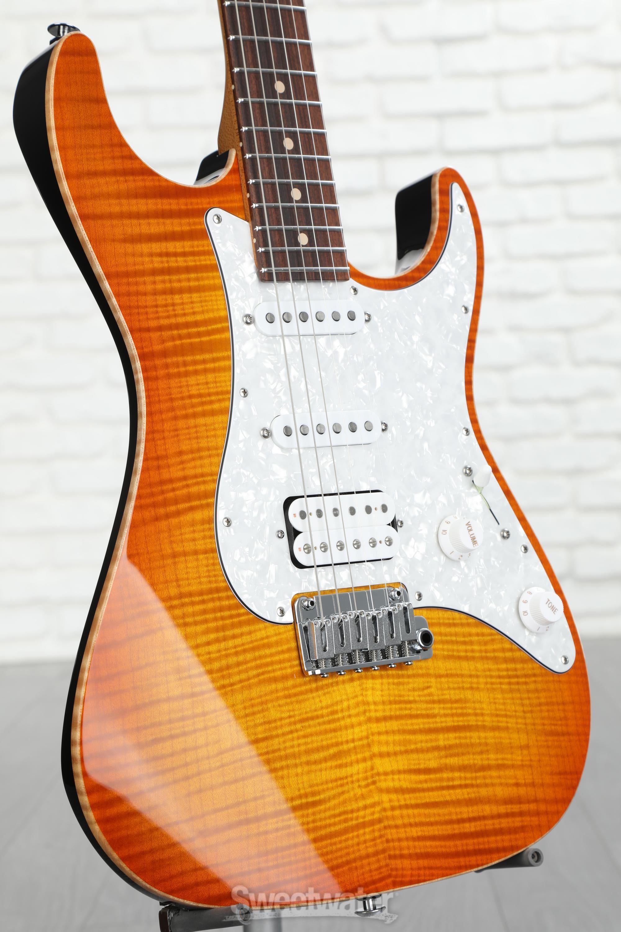 Suhr Standard Plus Electric Guitar - Trans Honey Amber Burst with