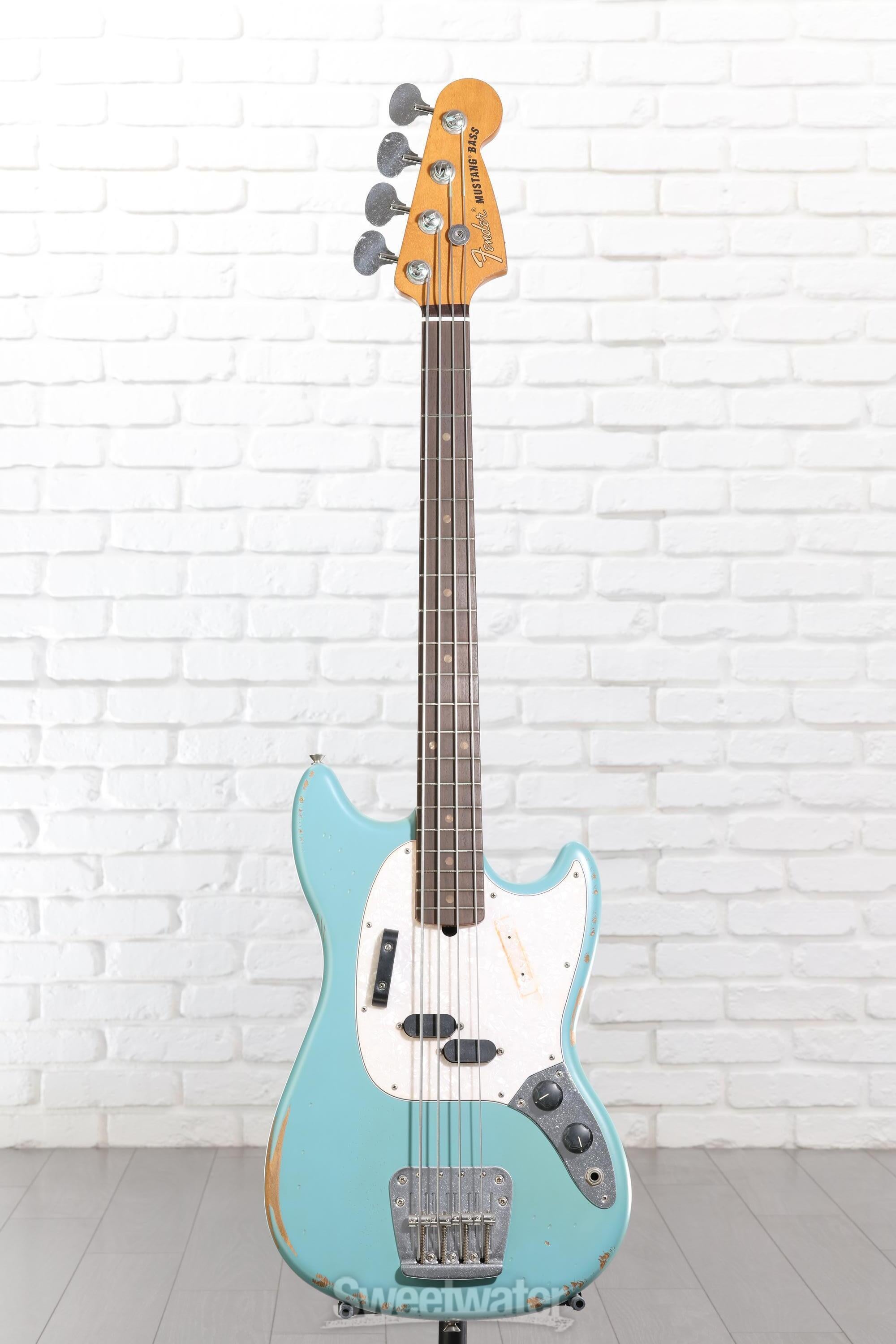 Fender JMJ Road Worn Mustang Bass Guitar - Faded Daphne Blue