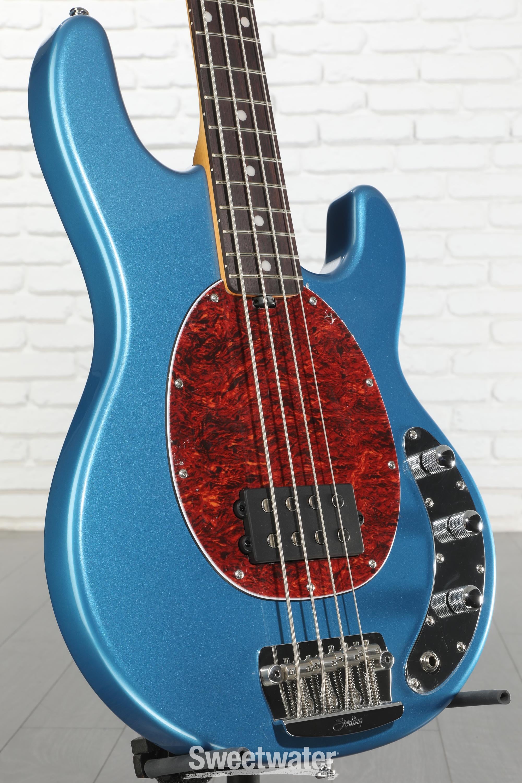 Sterling By Music Man StingRay Classic RAY24CA Bass Guitar