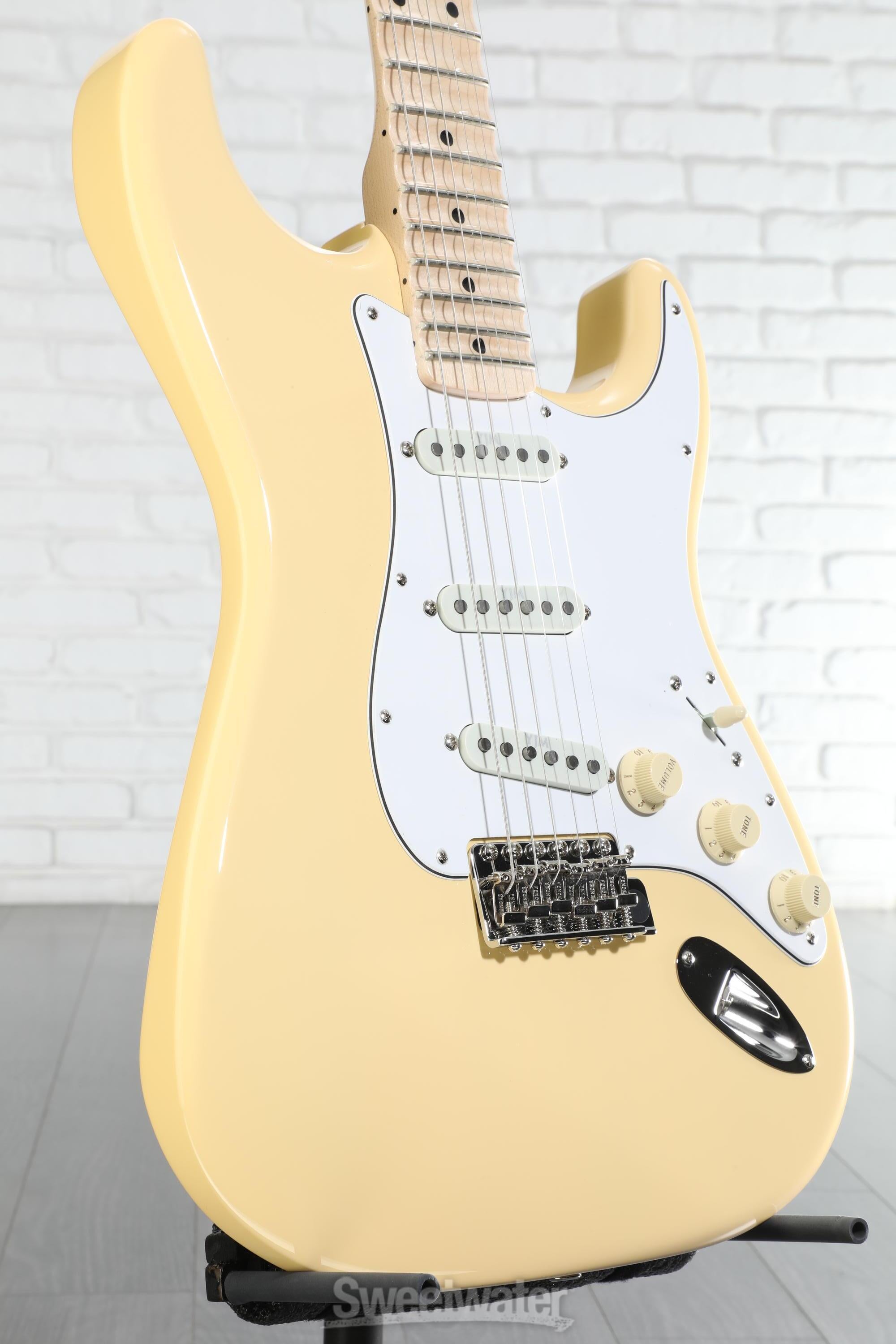 Fender Yngwie Malmsteen Stratocaster Electric Guitar - Vintage