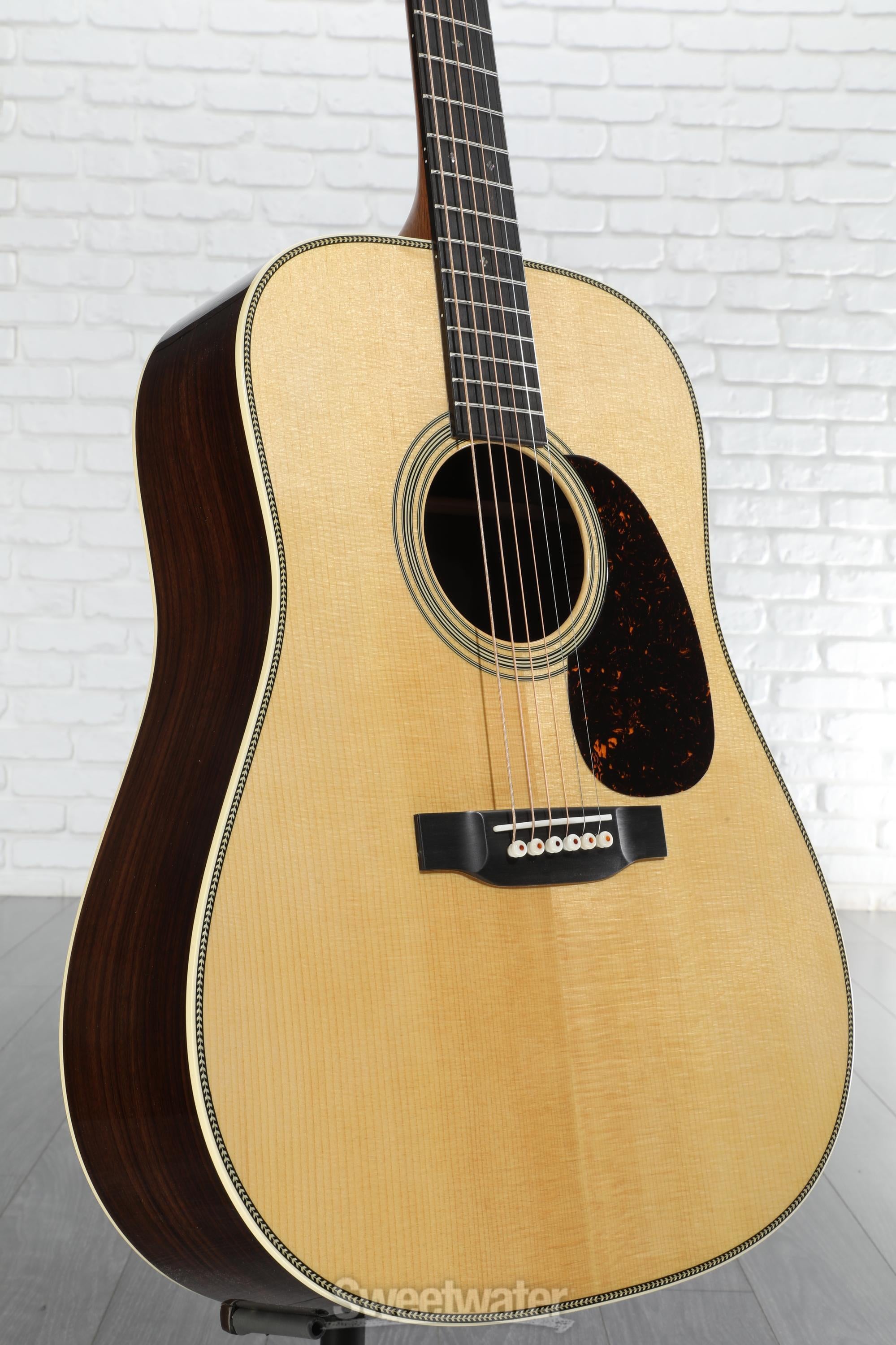 Martin HD-28 Standard Series Acoustic Guitar - Natural with