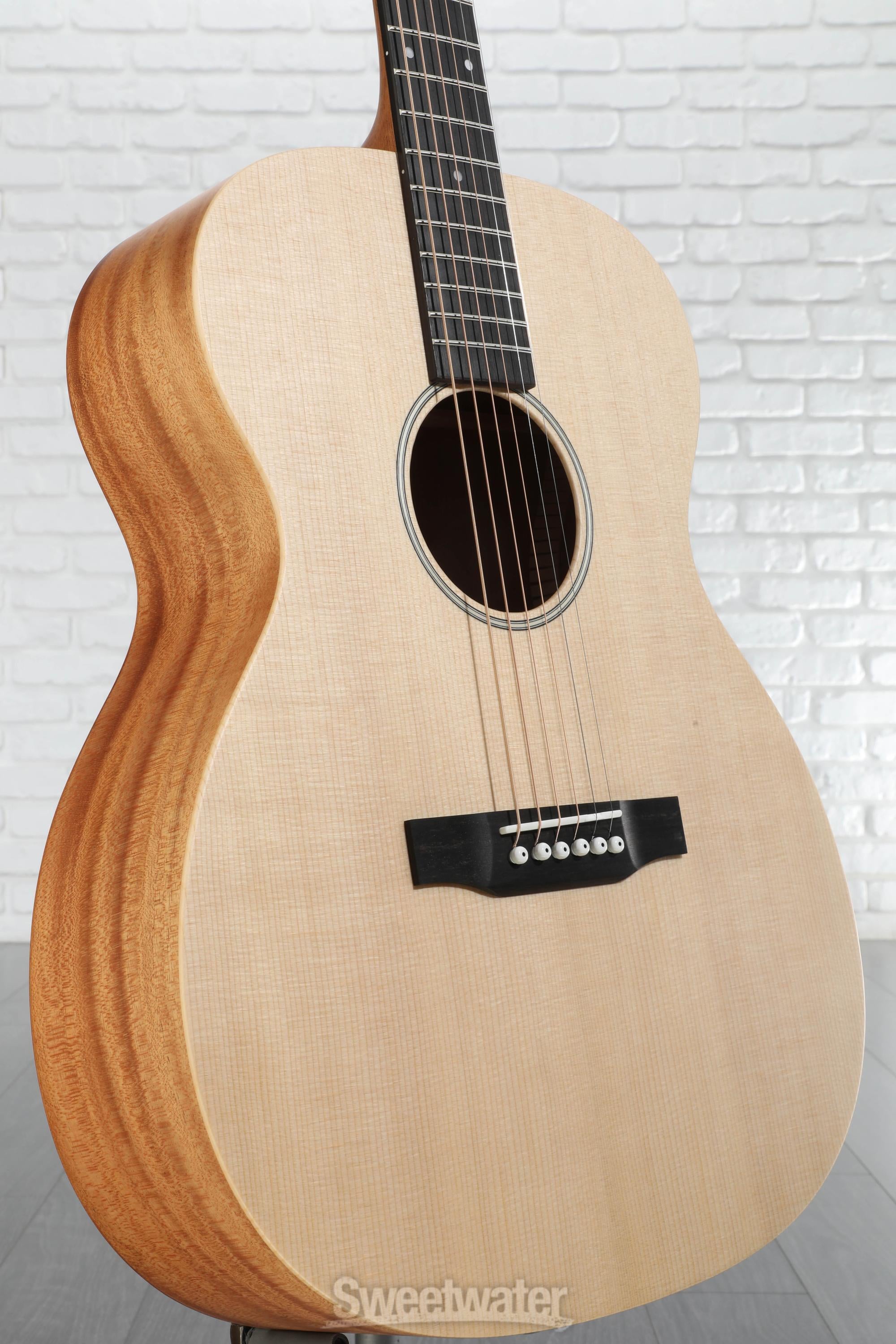 Larrivee Simple-6 OM Acoustic Guitar - Natural | Sweetwater