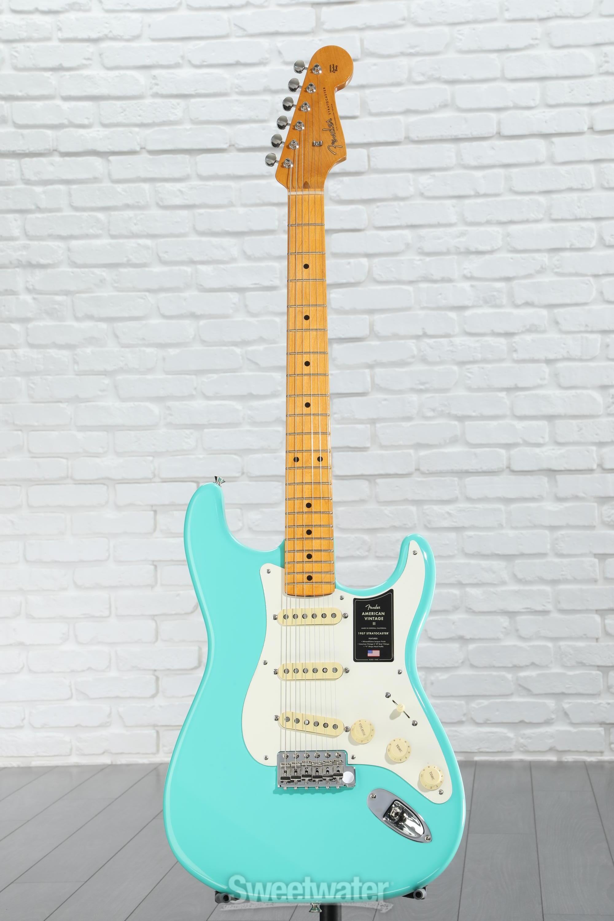 ギター Fender USA American Vintage Stratocaster Fender American Vintage II 1961 Stratocaster, Rosewood (w/ Case)