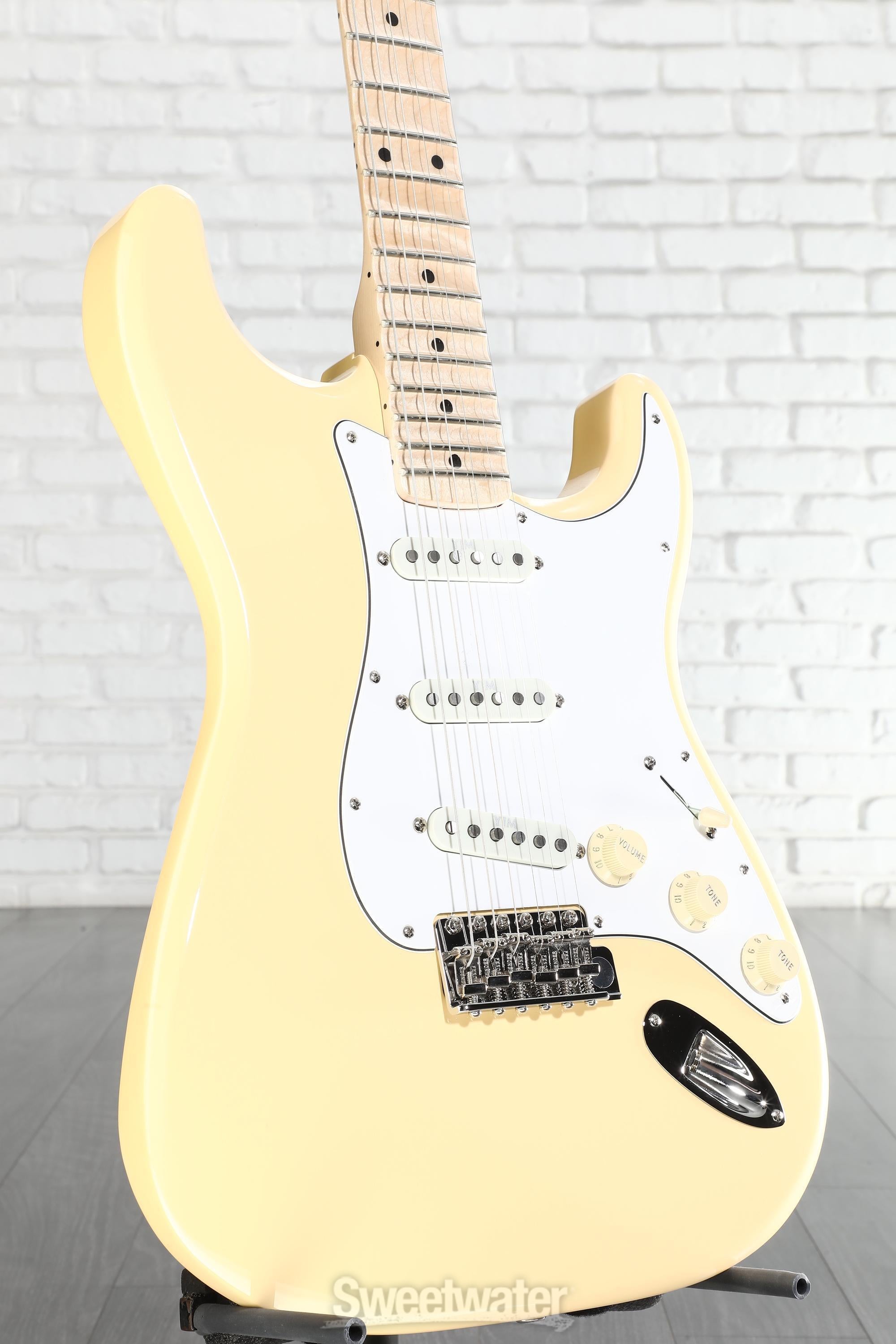 Fender Yngwie Malmsteen Stratocaster Electric Guitar - Vintage