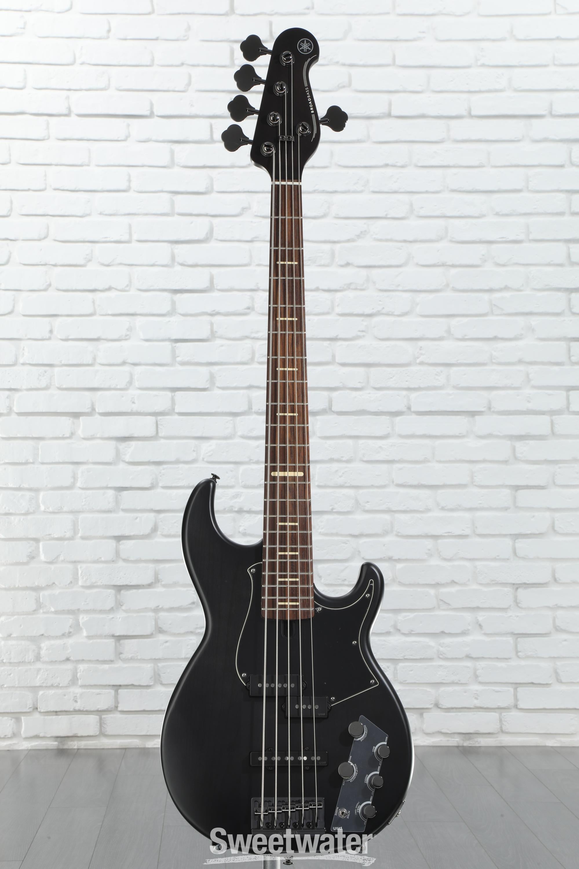 Yamaha BB735A 5-string Bass Guitar - Translucent Matte Black