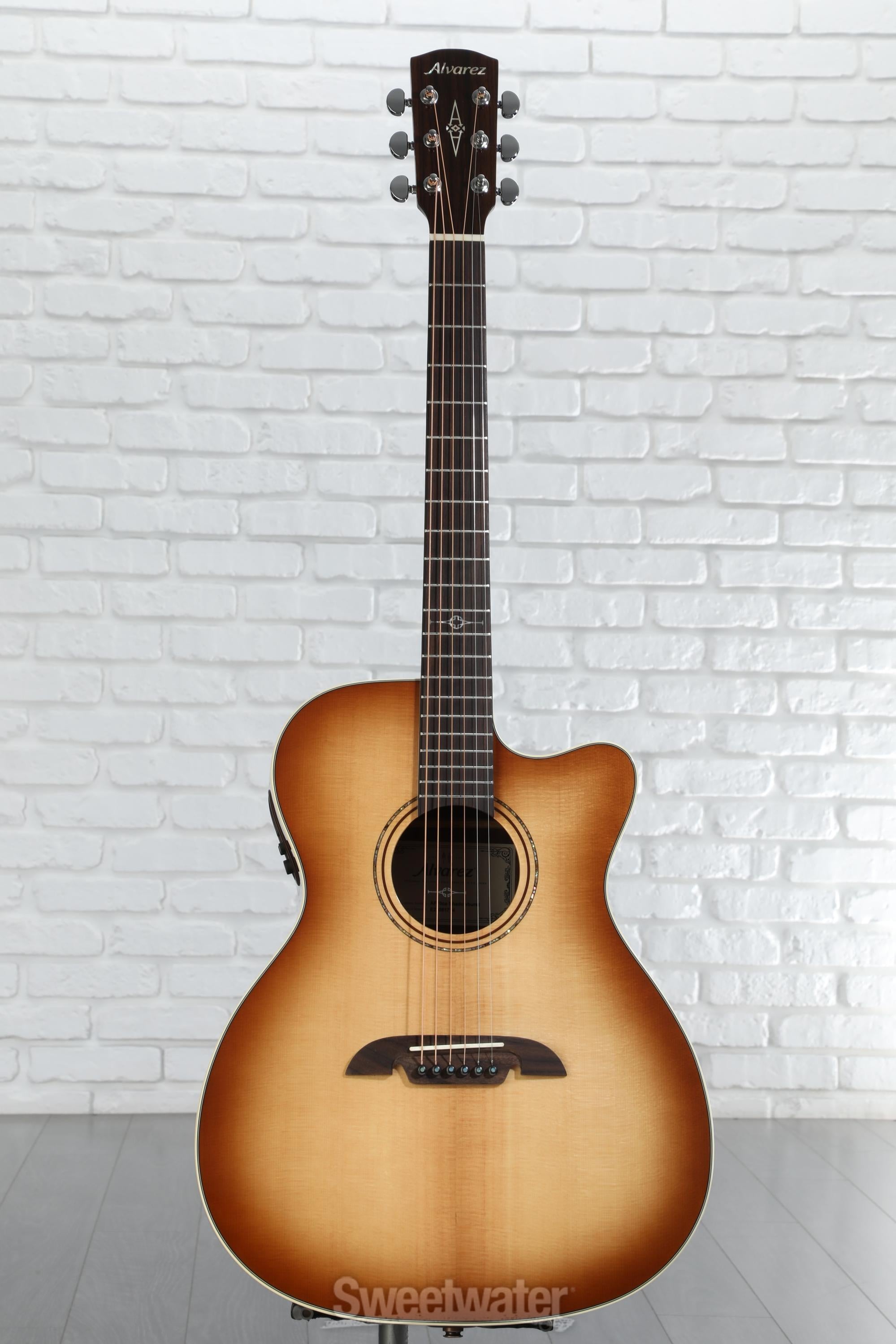 Alvarez AF70CE Artist Series Acoustic-electric Guitar