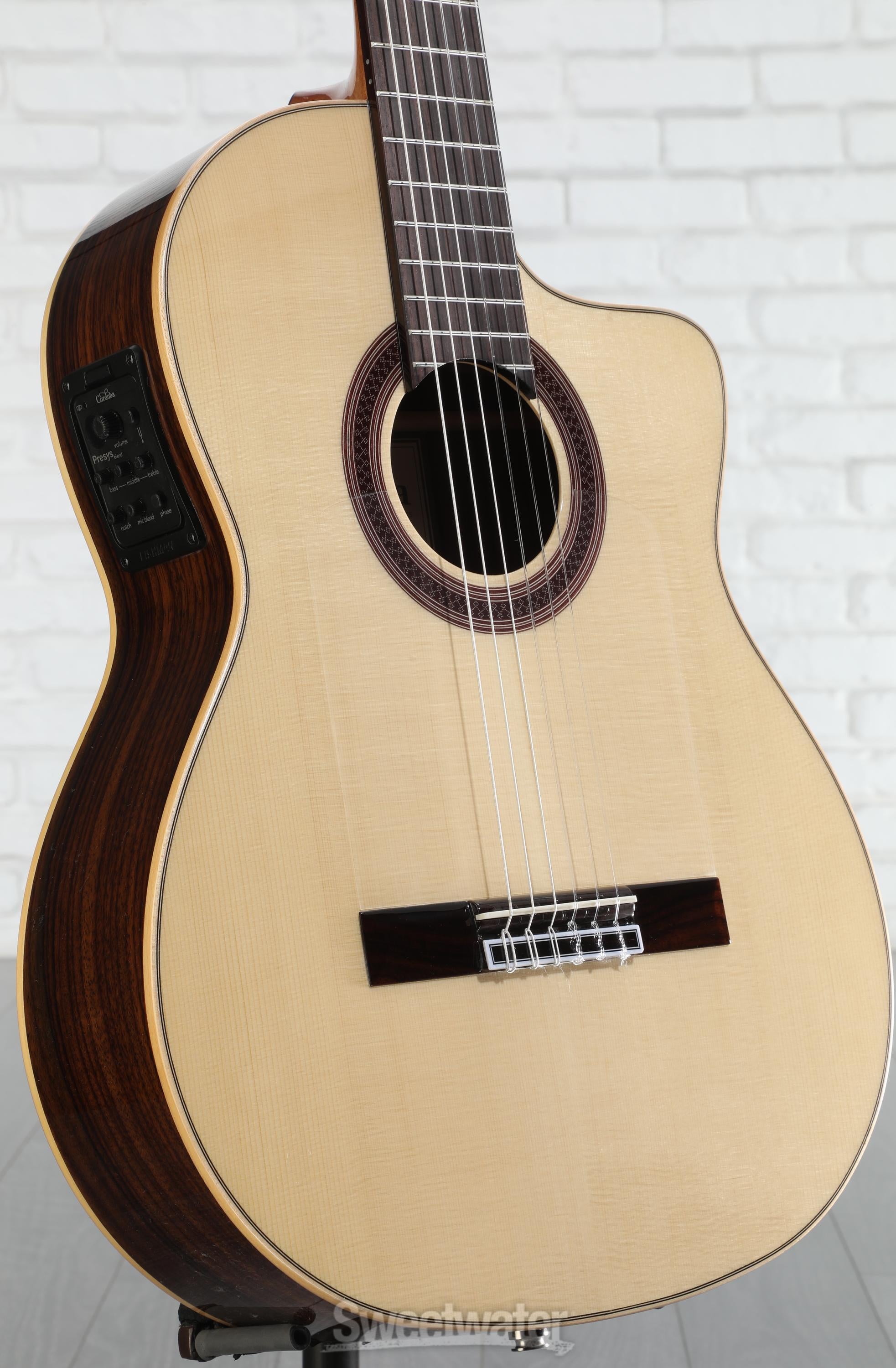ギター GK Studio Negra Cordoba 